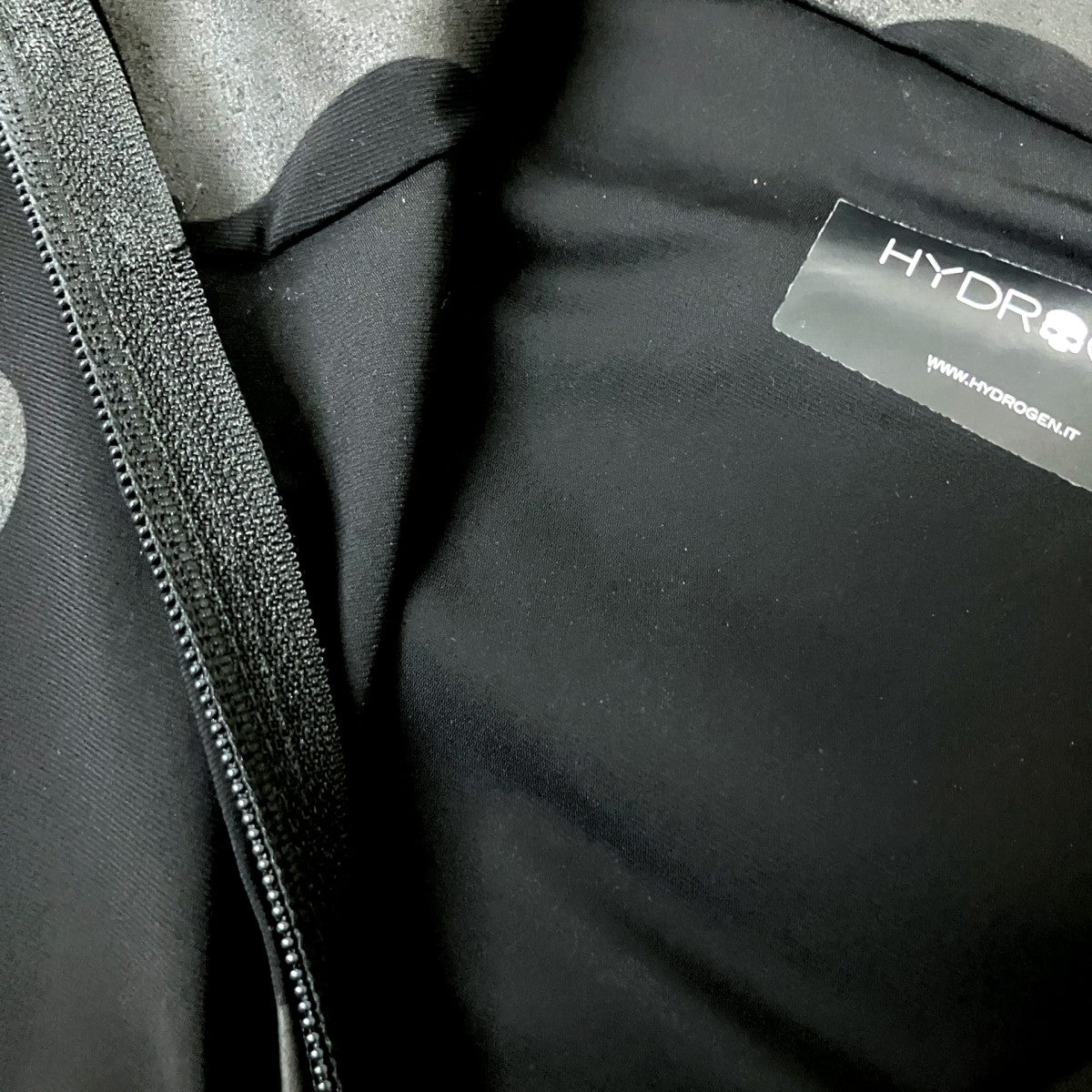 フーデットジャケット