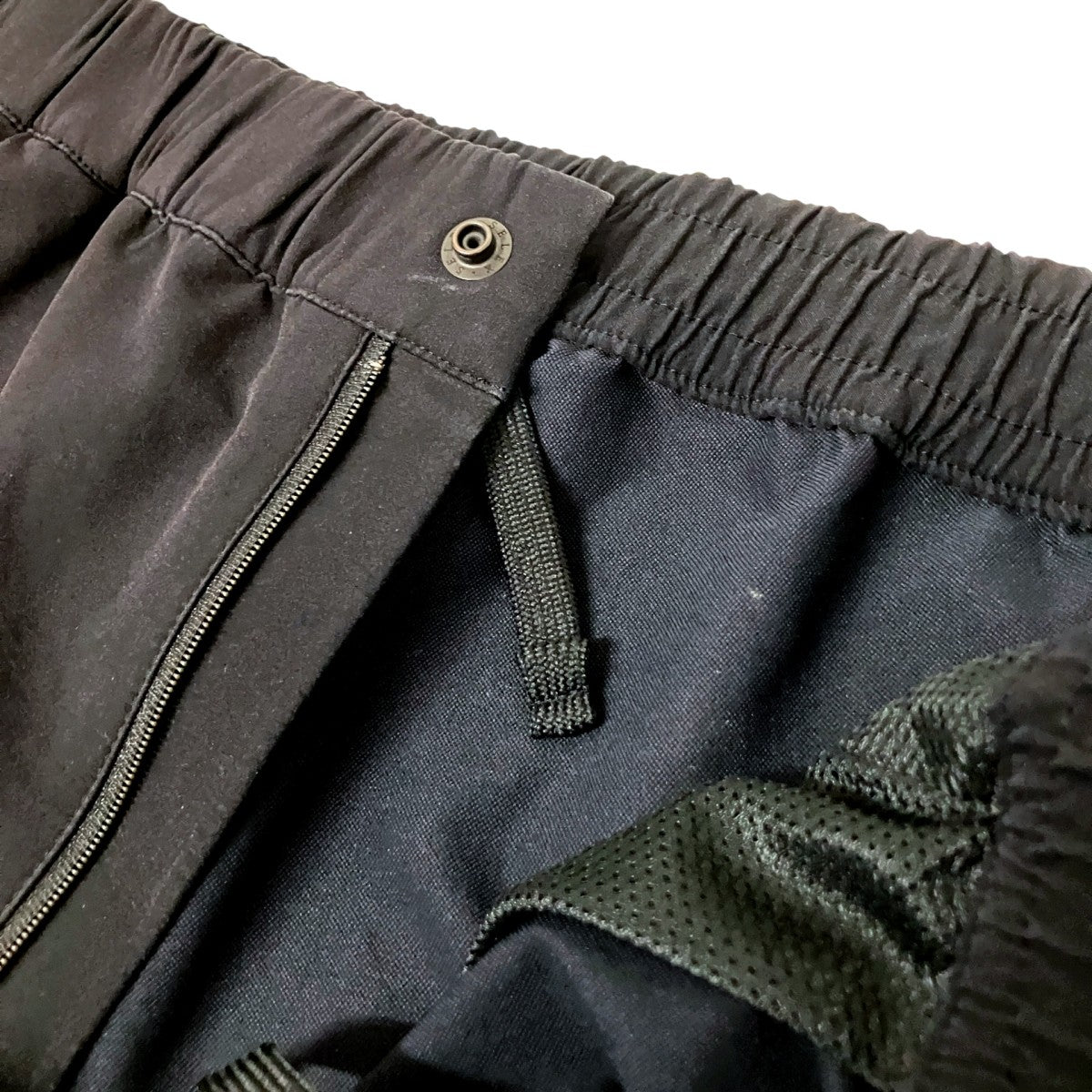 Doro Light PantテーパードパンツNB32311