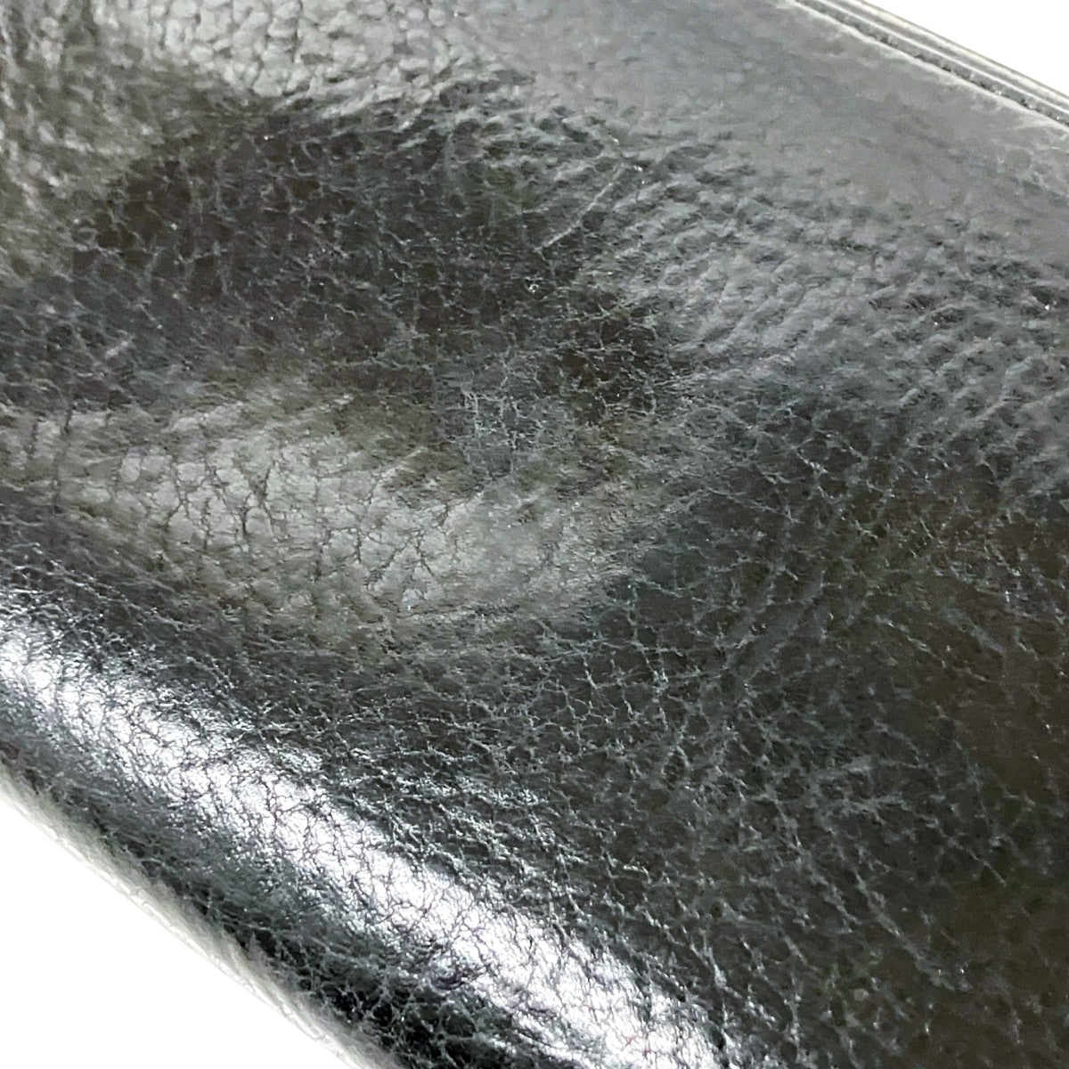ラウンドジップ長財布