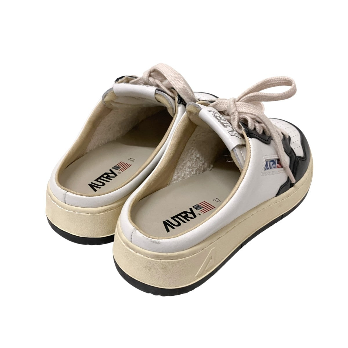 Perforated Toe Lace-Up Mulesミュールスニーカー