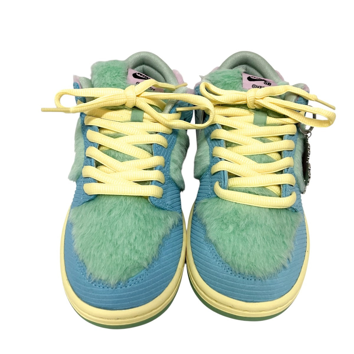 NIKE SB×VERDY SB DUNK LOW PRO QSスニーカーFN6040 400 古着・中古-2枚目のアイテム画像