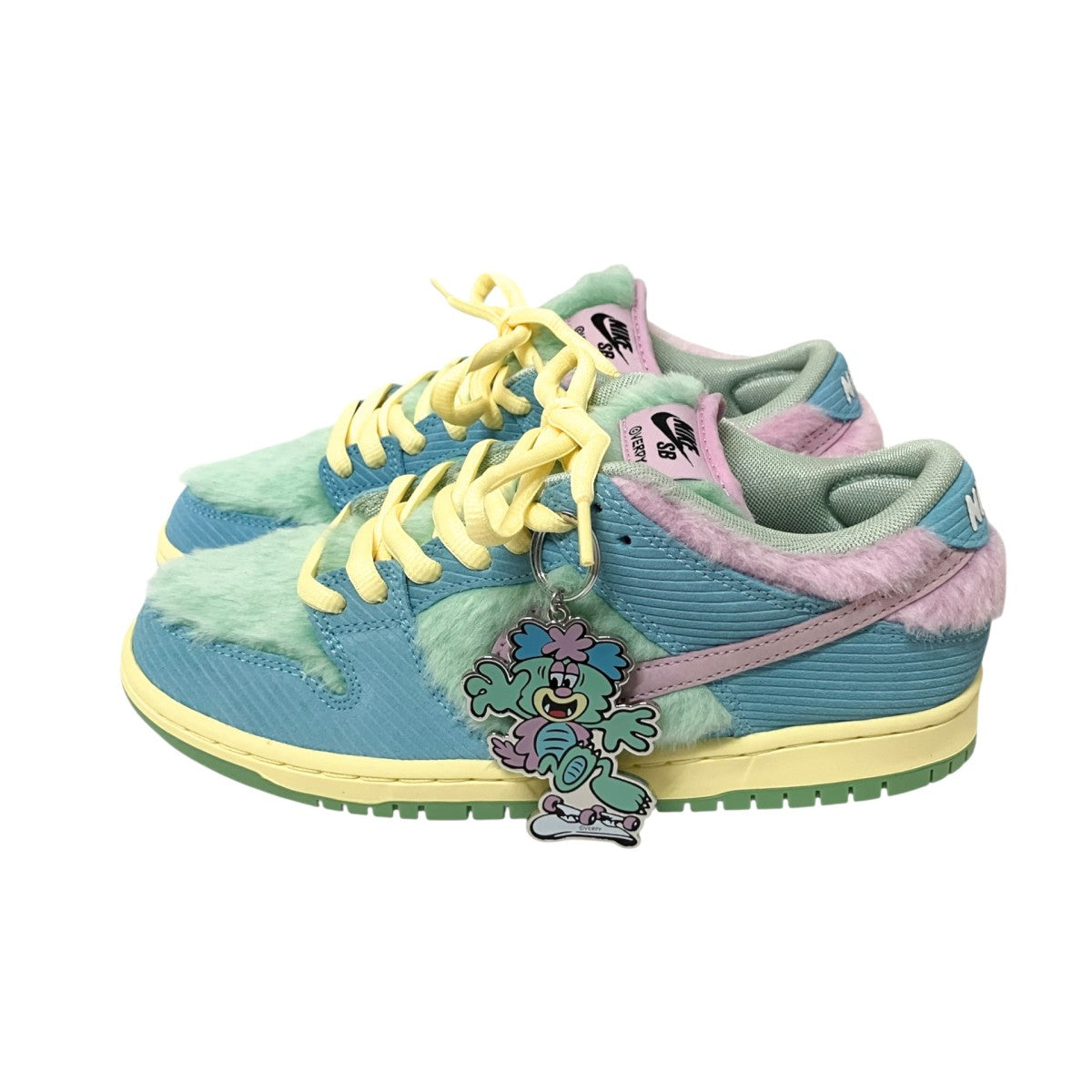 NIKE SB×VERDY SB DUNK LOW PRO QSスニーカーFN6040 400 古着・中古-3枚目のアイテム画像