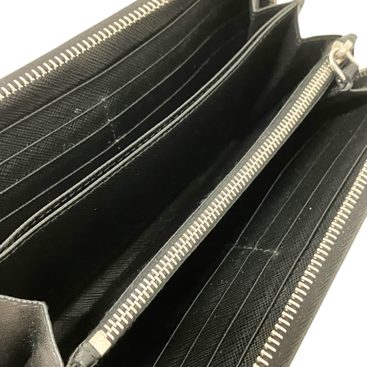 サウンドジップ長財布