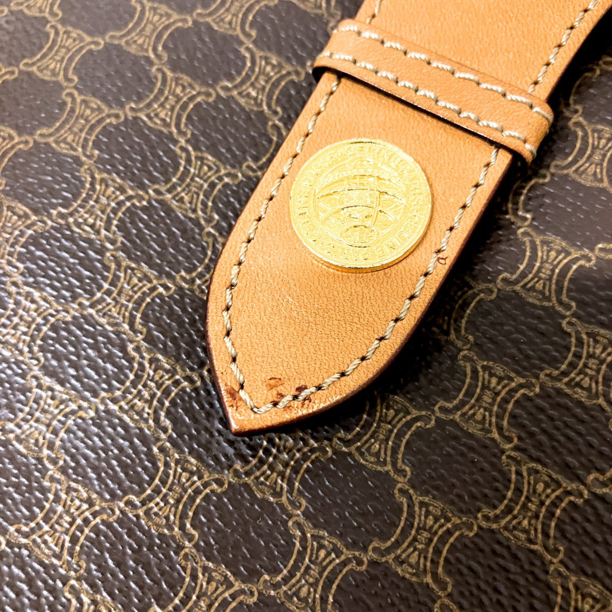 オールド サークルロゴマカダム柄ショルダーバッグ
