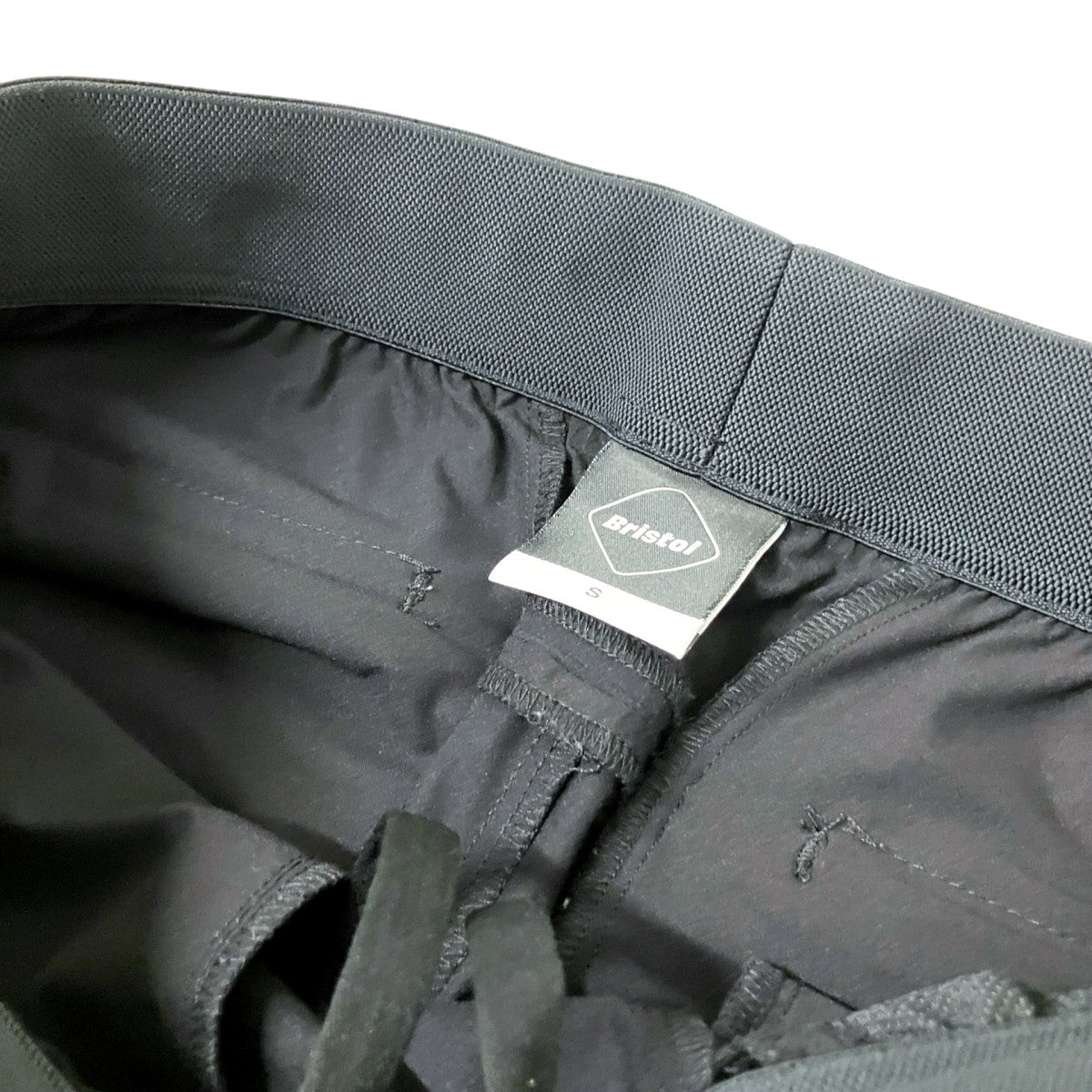 STRETCH LIGHT WEIGHT EASY SHORTSハーフパンツFCRB 230041
