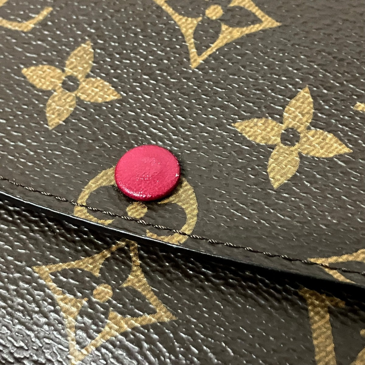 ポルトフォイユ・エミリーモノグラム長財布M60697