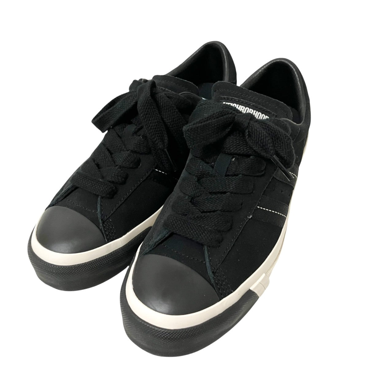 Royal Plus Suede LoスニーカーPN1021N1
