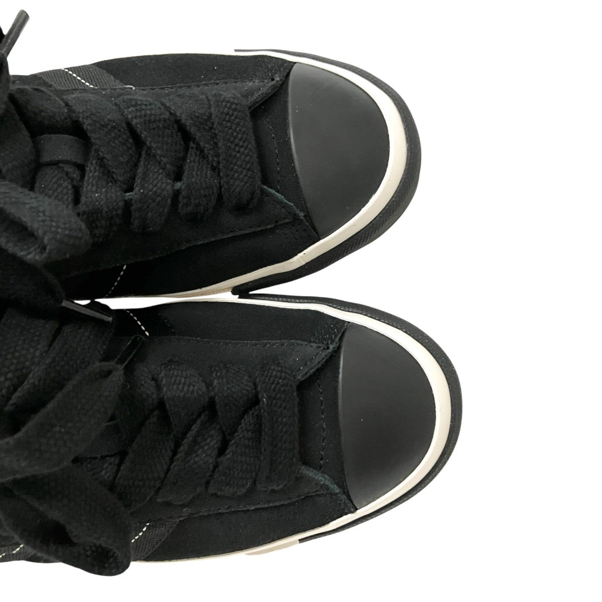Royal Plus Suede LoスニーカーPN1021N1