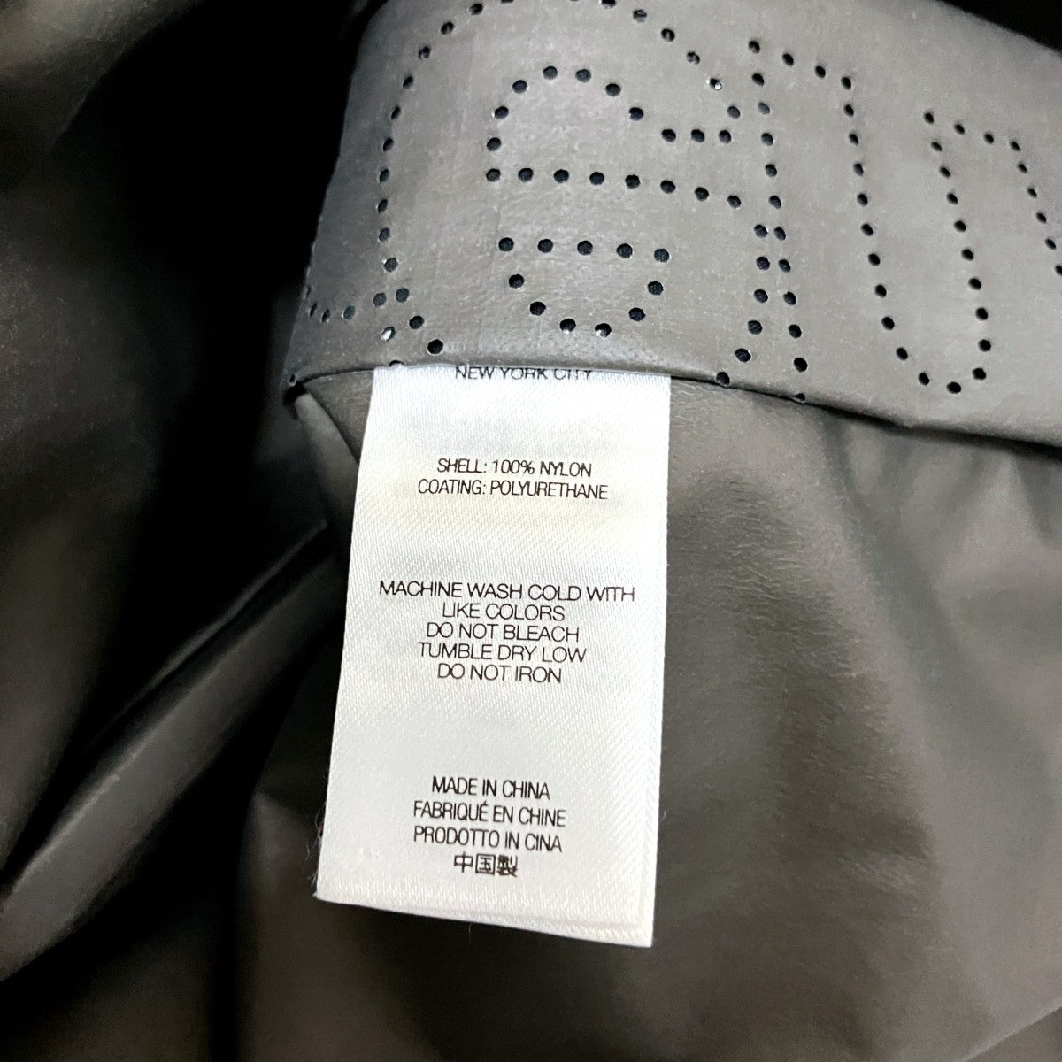 Gore-Tex Paclite Lightweight Shell Jacketマウンテンパーカー