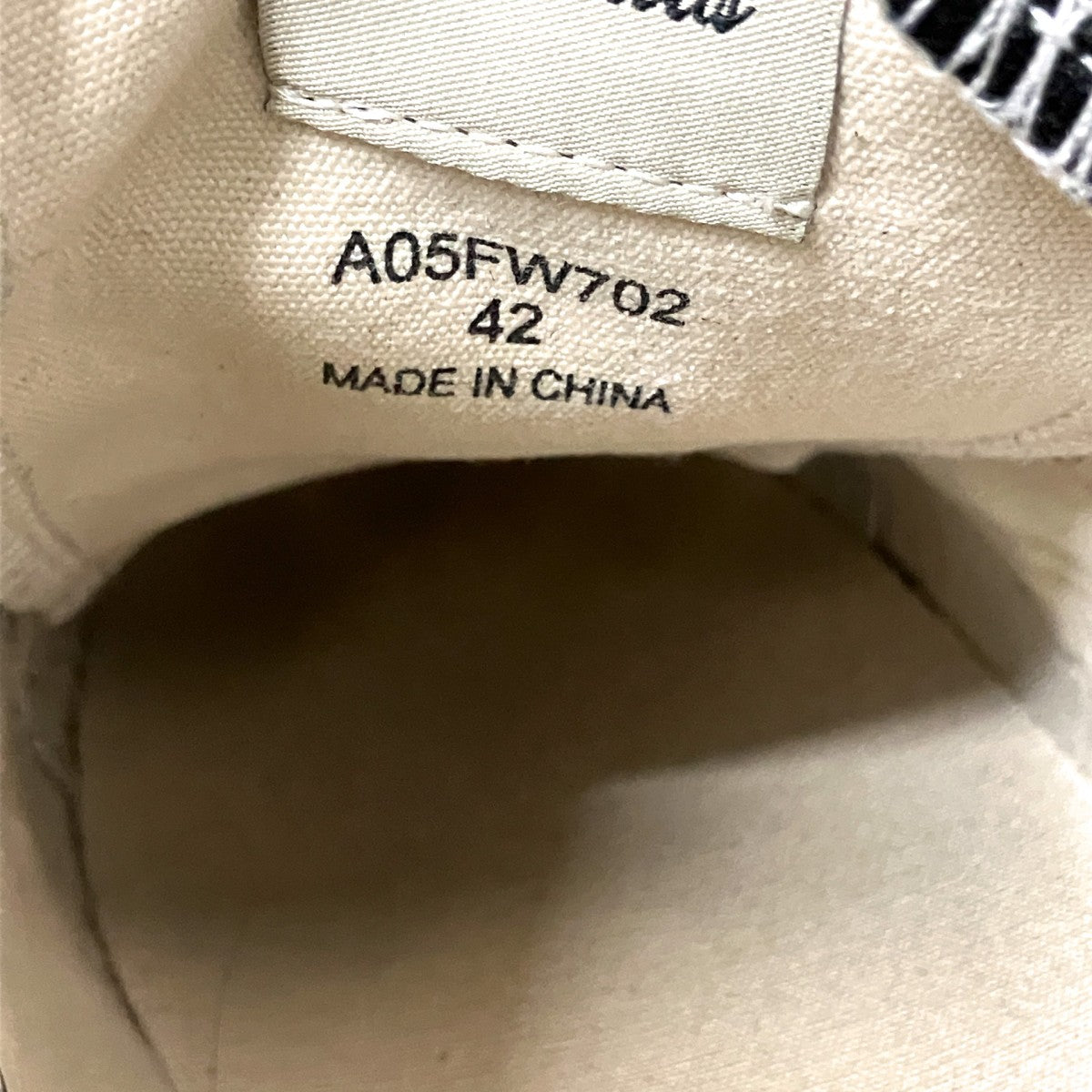 Hank OG Sole Canvas LowスニーカーA05FW702