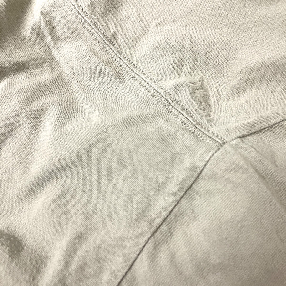 長袖カットソー