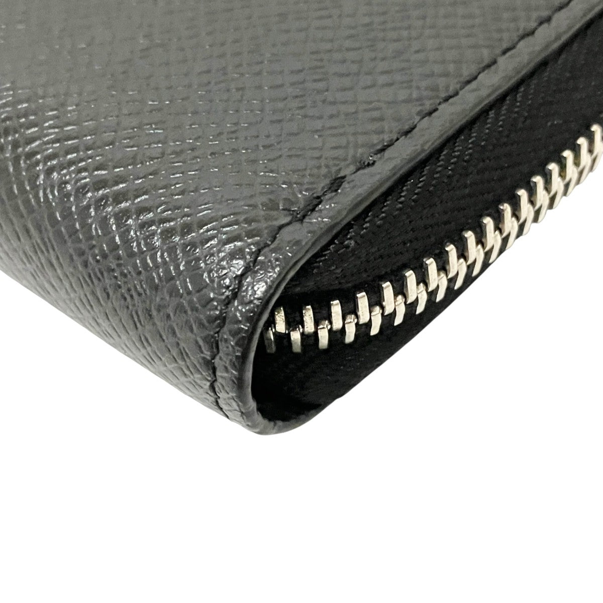 LOUIS VUITTON タイガ ジッピーウォレット ヴェルティカルラウンドジップ長財布M30317 古着・中古-4枚目のアイテム画像