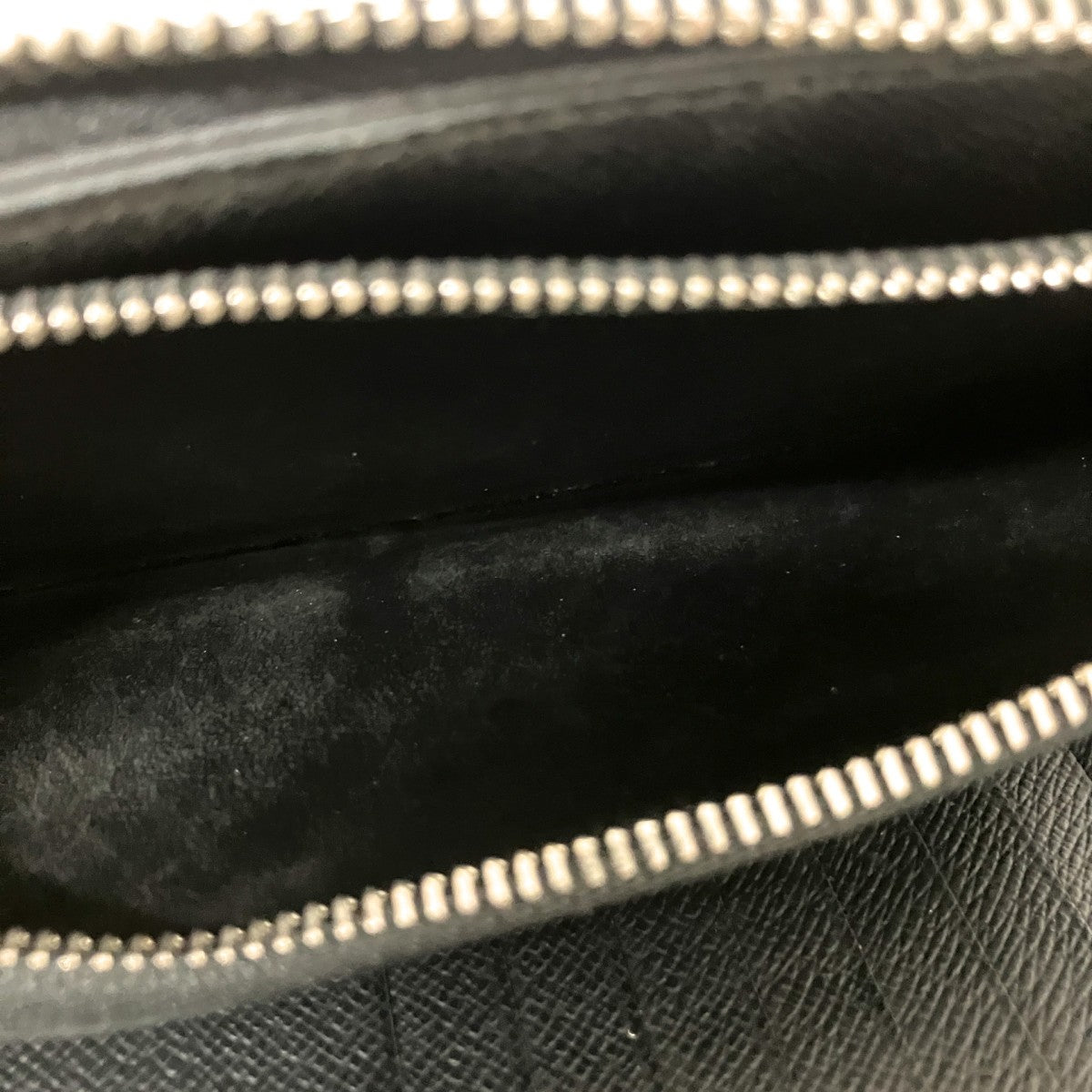LOUIS VUITTON タイガ ジッピーウォレット ヴェルティカルラウンドジップ長財布M30317 古着・中古-6枚目のアイテム画像