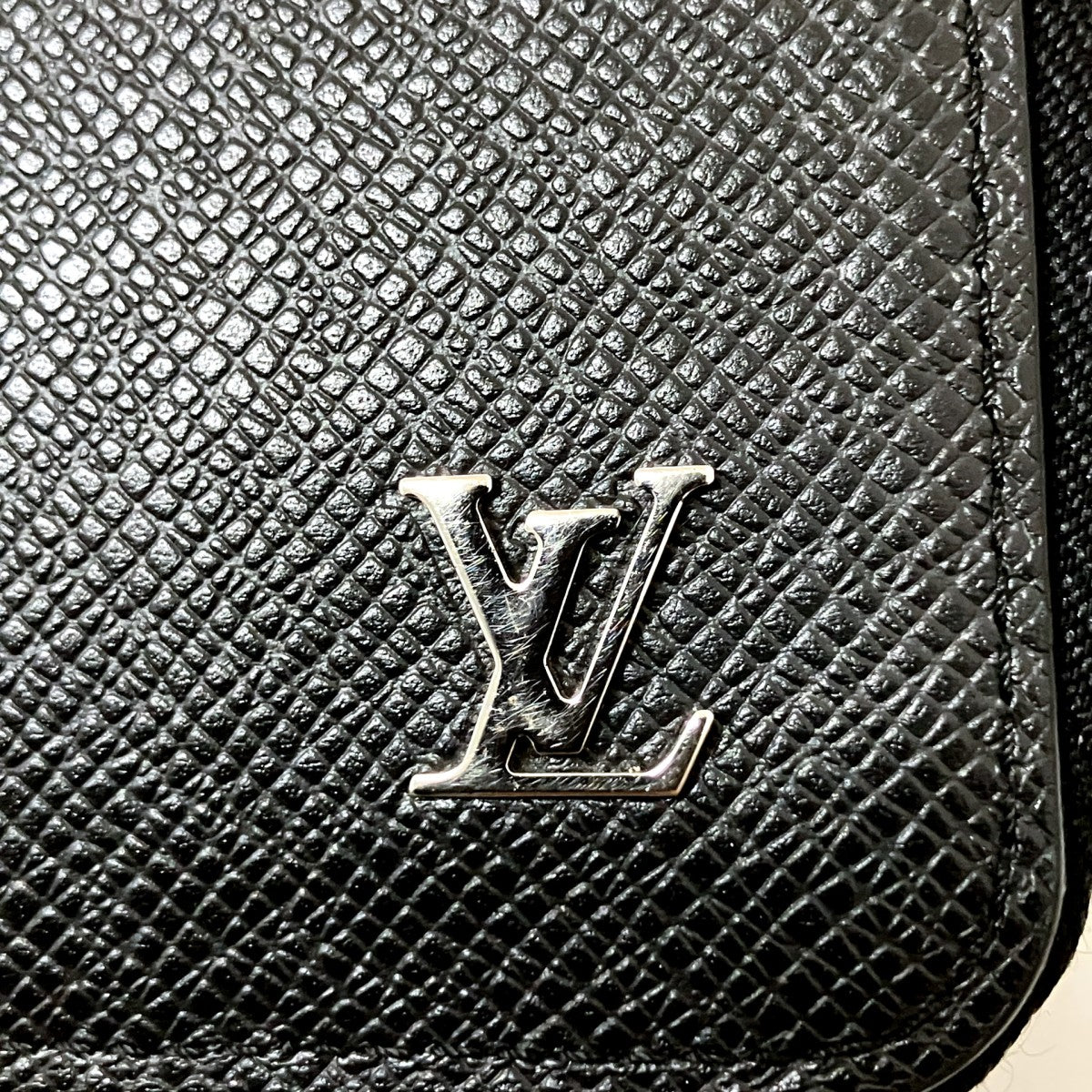 LOUIS VUITTON タイガ ジッピーウォレット ヴェルティカルラウンドジップ長財布M30317 古着・中古-9枚目のアイテム画像