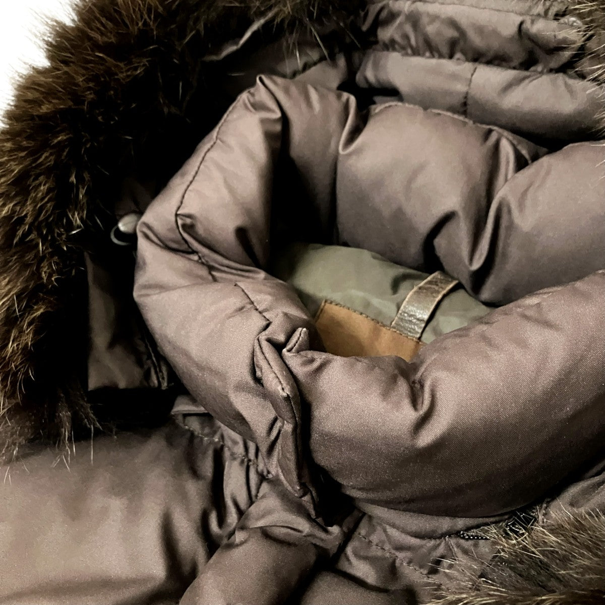 MONCLER 茶タグダウンジャケットZ4H0030 古着・中古-3枚目のアイテム画像