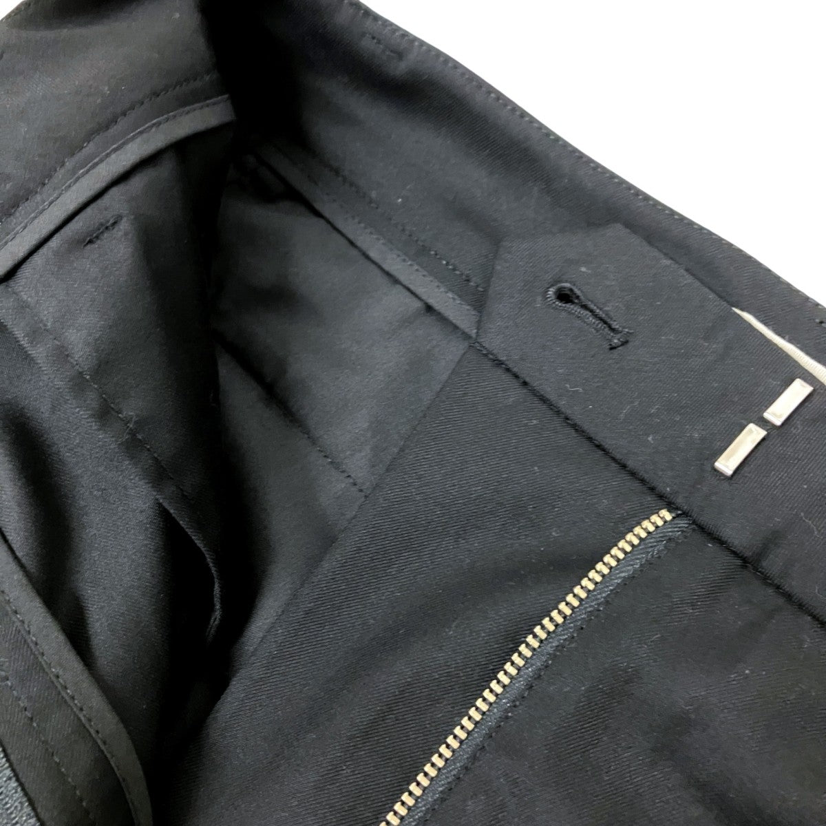 TODAYFUL Lightweight Tuck Trousersトラウザーパンツ12610723 古着・中古-4枚目のアイテム画像