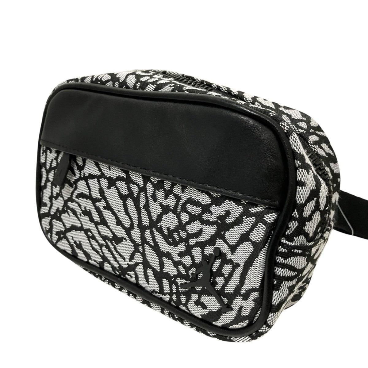 NIKE IZON CAMERA BAGショルダーバッグHV1620 010 古着・中古-3枚目のアイテム画像
