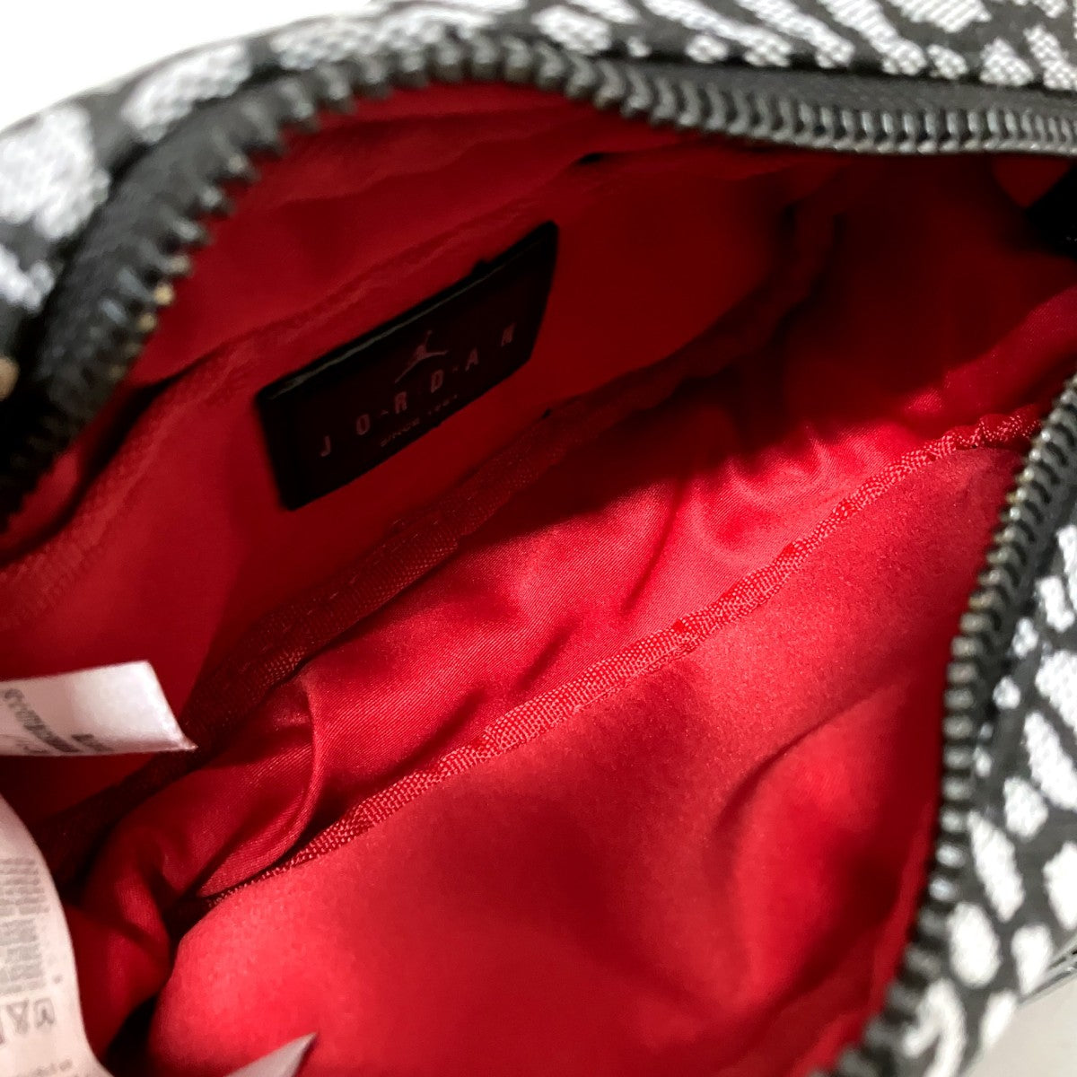 NIKE IZON CAMERA BAGショルダーバッグHV1620 010 古着・中古-5枚目のアイテム画像