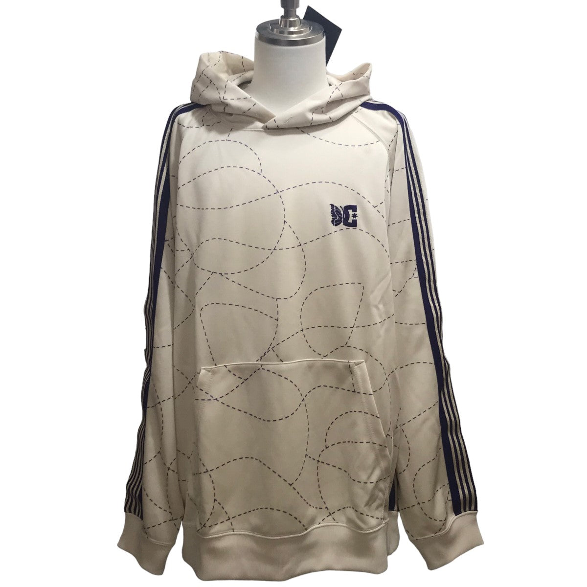 Needles×DC SHOES 「Track Hoody - Poly Smooth ／ Printed」プルオーバーパーカー MR608  アイボリー サイズ XL｜【公式】カインドオルオンライン ブランド古着・中古通販【kindal】