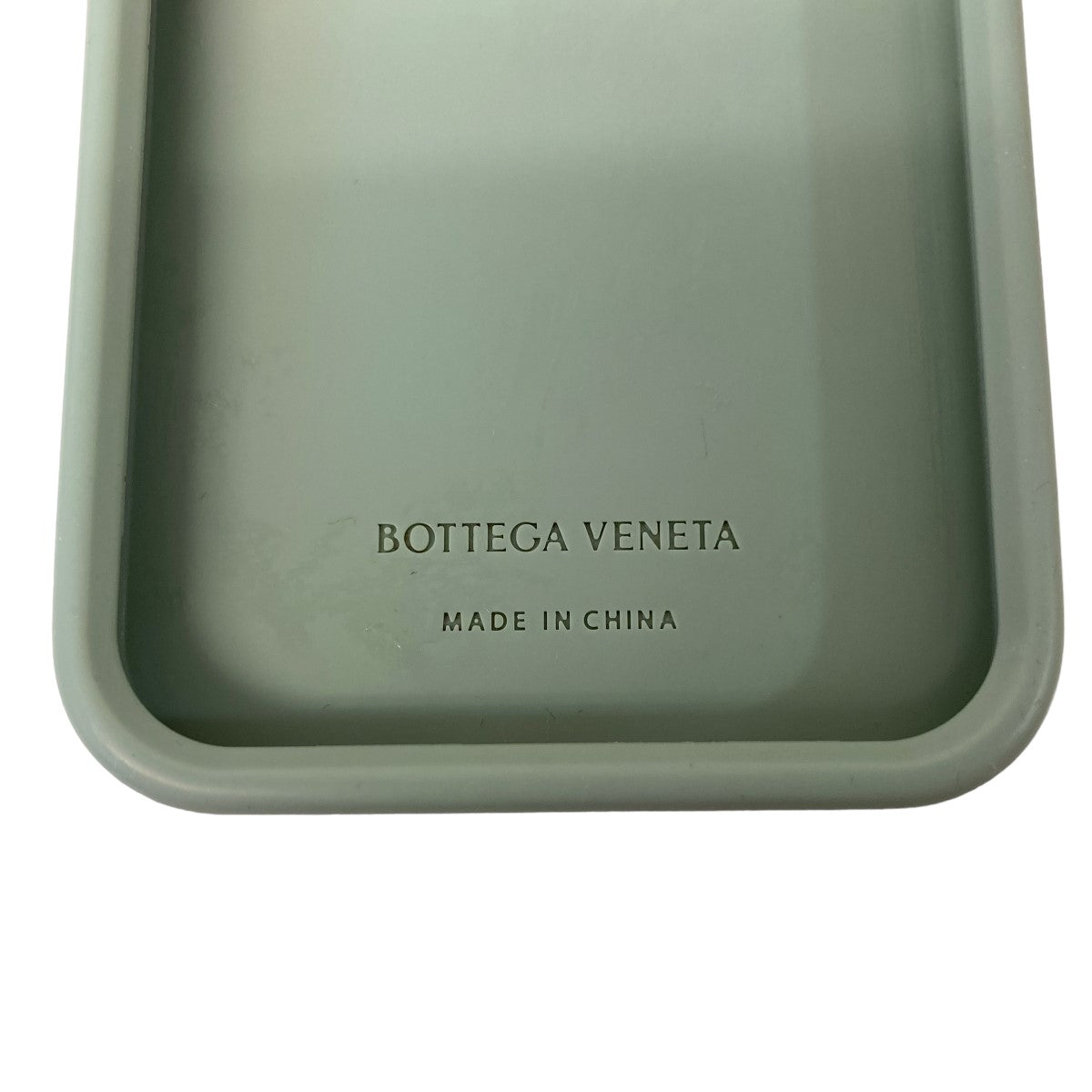 BOTTEGA VENETA(ボッテガヴェネタ) イントレチャート ラバーシリコン iPhone 14 Pro ケース733842 V0EY0  733842 V0EY0 ライトグリーン サイズ 16｜【公式】カインドオルオンライン ブランド古着・中古通販【kindal】