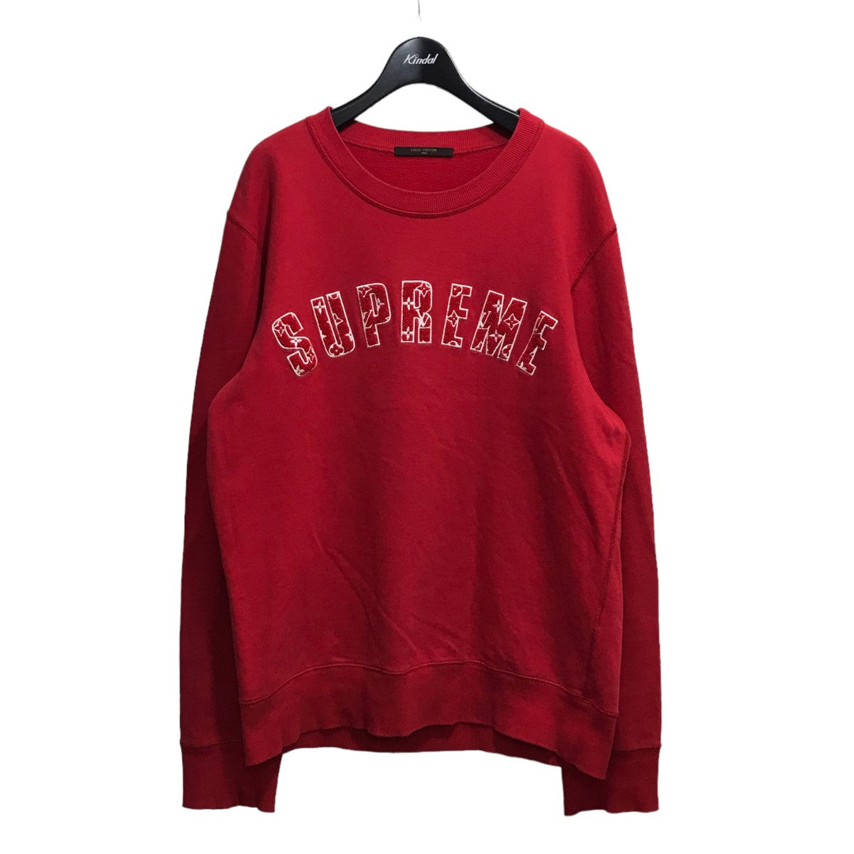 LOUIS VUITTON×Supreme 古着・中古 ルイヴィトンの17FW ｢Arc Logo Crewneck｣フロントロゴスウェットRM172 JIU HDY93W です。