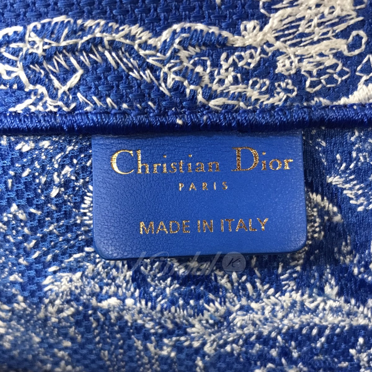 クリスチャンディオールのBOOK TOTE リバーストワルドゥジュイソヴァージュブックトートミディアムバッグです。 Christian Dior バッグ 古着・中古アイテム