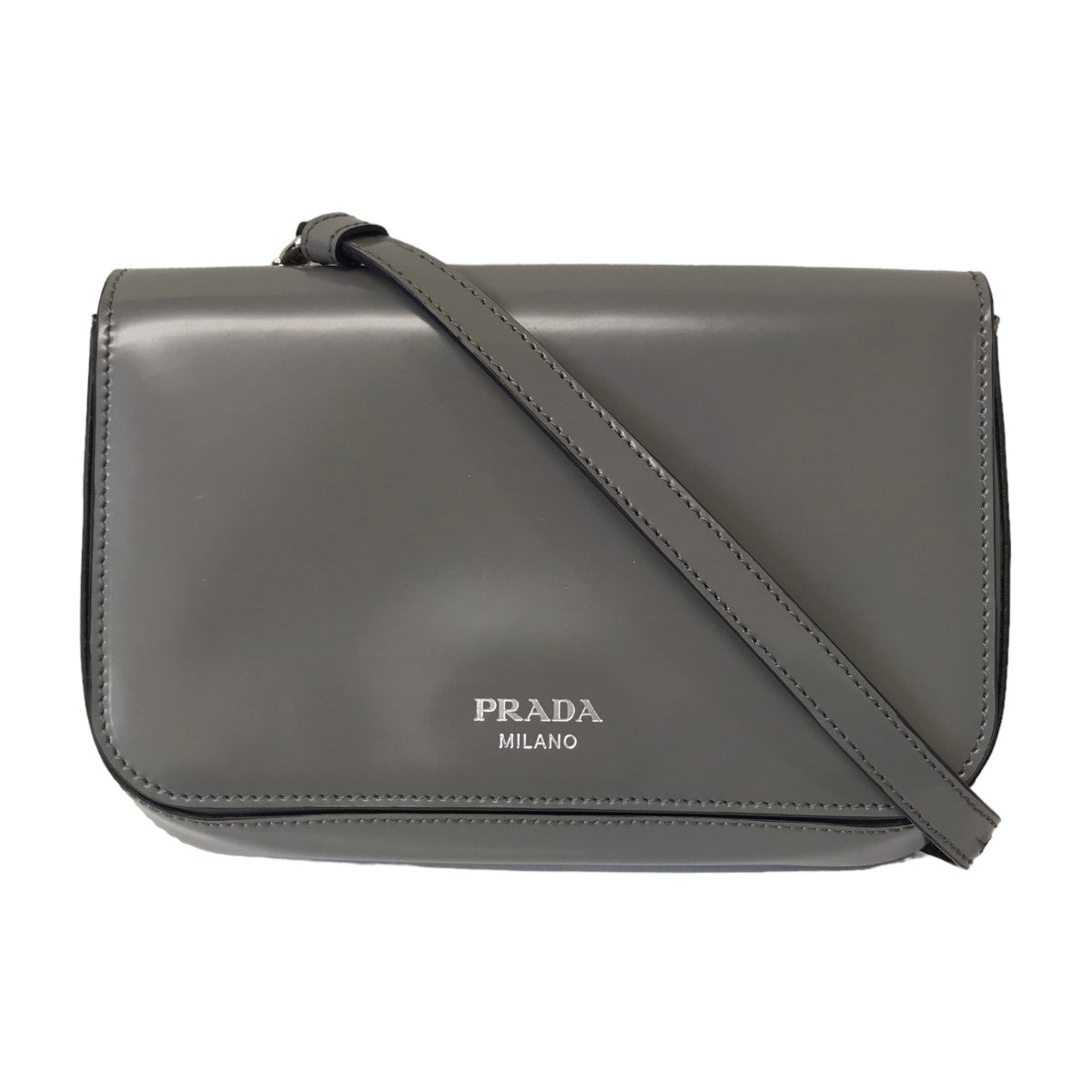 PRADA(プラダ) ブラッシュドレザーショルダーバッグ グレー｜【公式】カインドオルオンライン ブランド古着・中古通販【kindal】