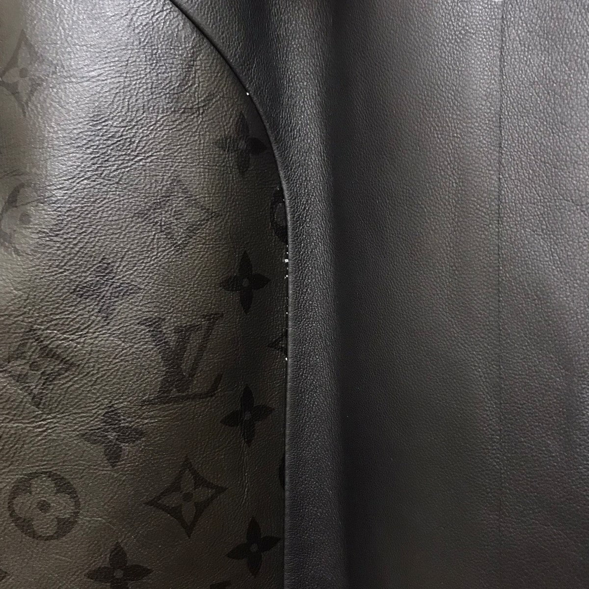 LOUIS VUITTON(ルイヴィトン) 2054ヒートリアクティブレザーブルゾンRM221M I41 HML10E