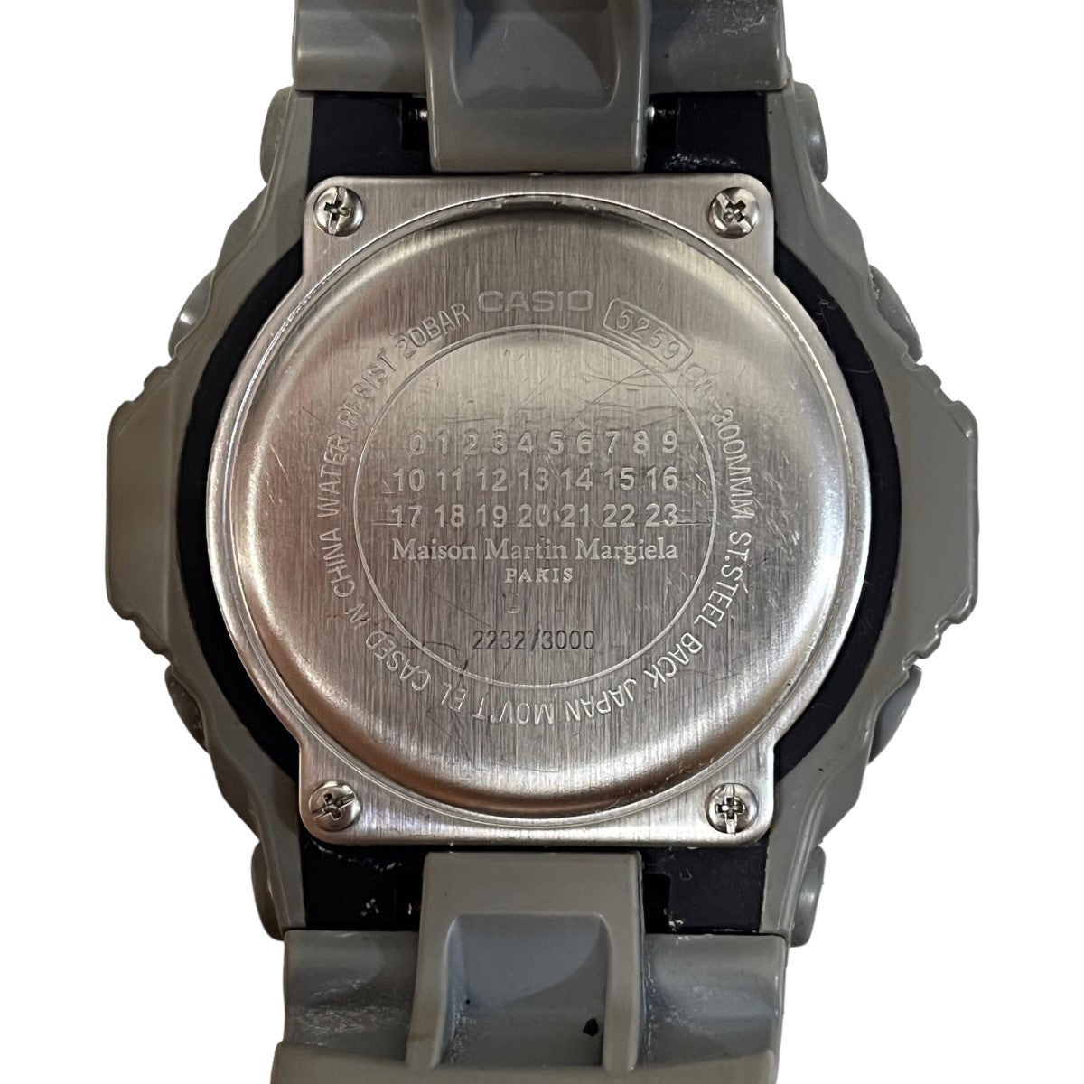 Maison Margiela×G-SHOCK 世界3000個限定 2232／3000デジアナウォッチ33YE0001  33YE0001｜【公式】カインドオルオンライン ブランド古着・中古通販【kindal】