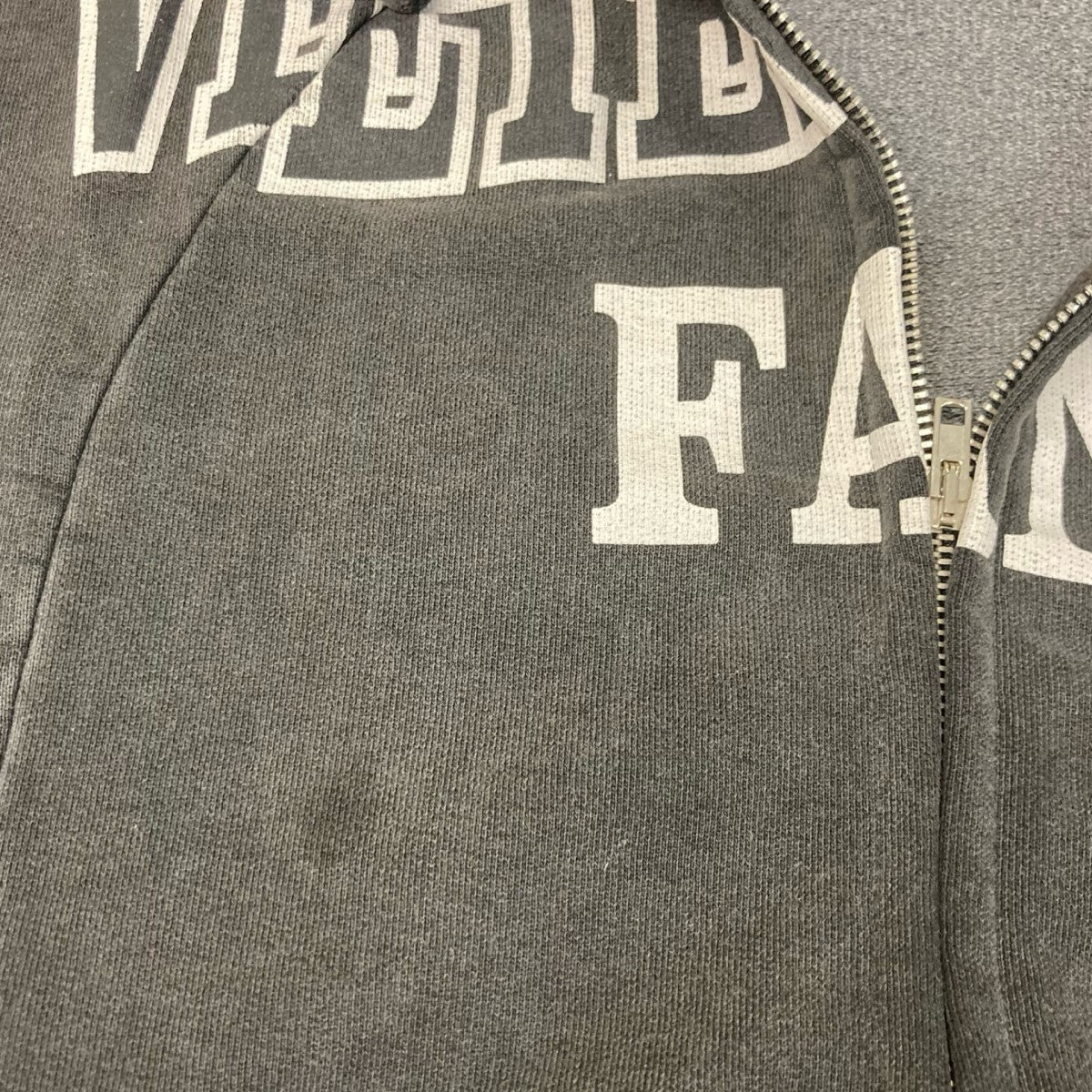 VETEMENTS(ヴェトモン) FAN DECONSTRUCTED ZIP-UP HOODIE再構築ジップ 