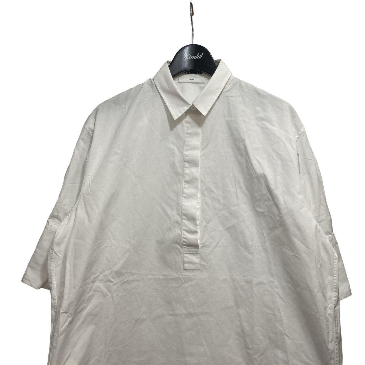 ジルサンダーのfriday shirt フライデイシャツ JSXU600405WU24550021です。 JIL SANDER トップス 古着・中古アイテム