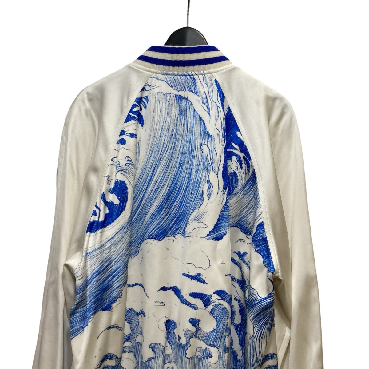 CELINE(セリーヌ) サイズ:50 24AW BLASON ブルゾン ウインドブレーカー 軽量ナイロン ジップアップ ジャケット ネイビー  RV0280281.07EU【中古】【程度A】【カラーネイビー】【取扱店舗渋谷】 | ブランド買取・販売　BRING