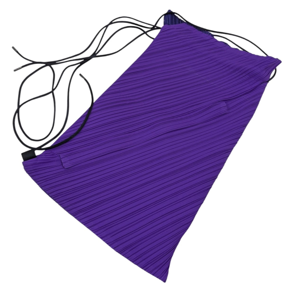 PLEATS PLEASE ISSEY MIYAKE（プリーツプリーズイッセイミヤケ