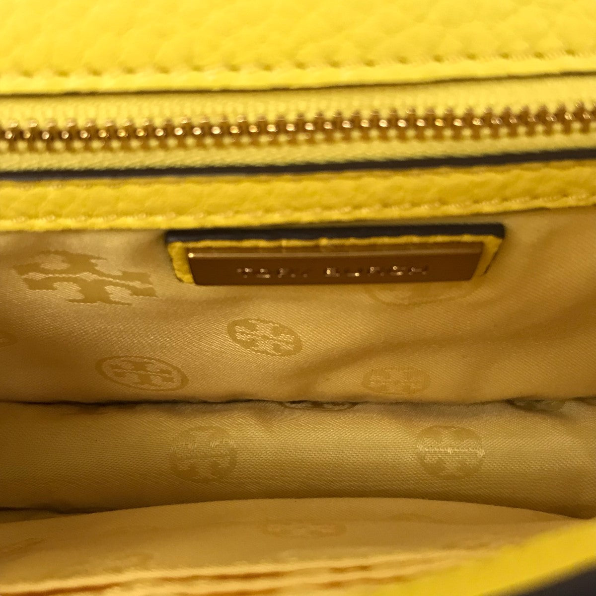 ショルダーバッグ