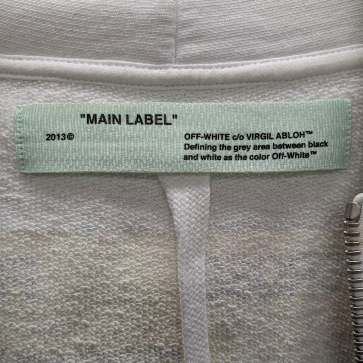 OFFWHITE(オフホワイト) ロゴジップパーカー OMBB030S18003024