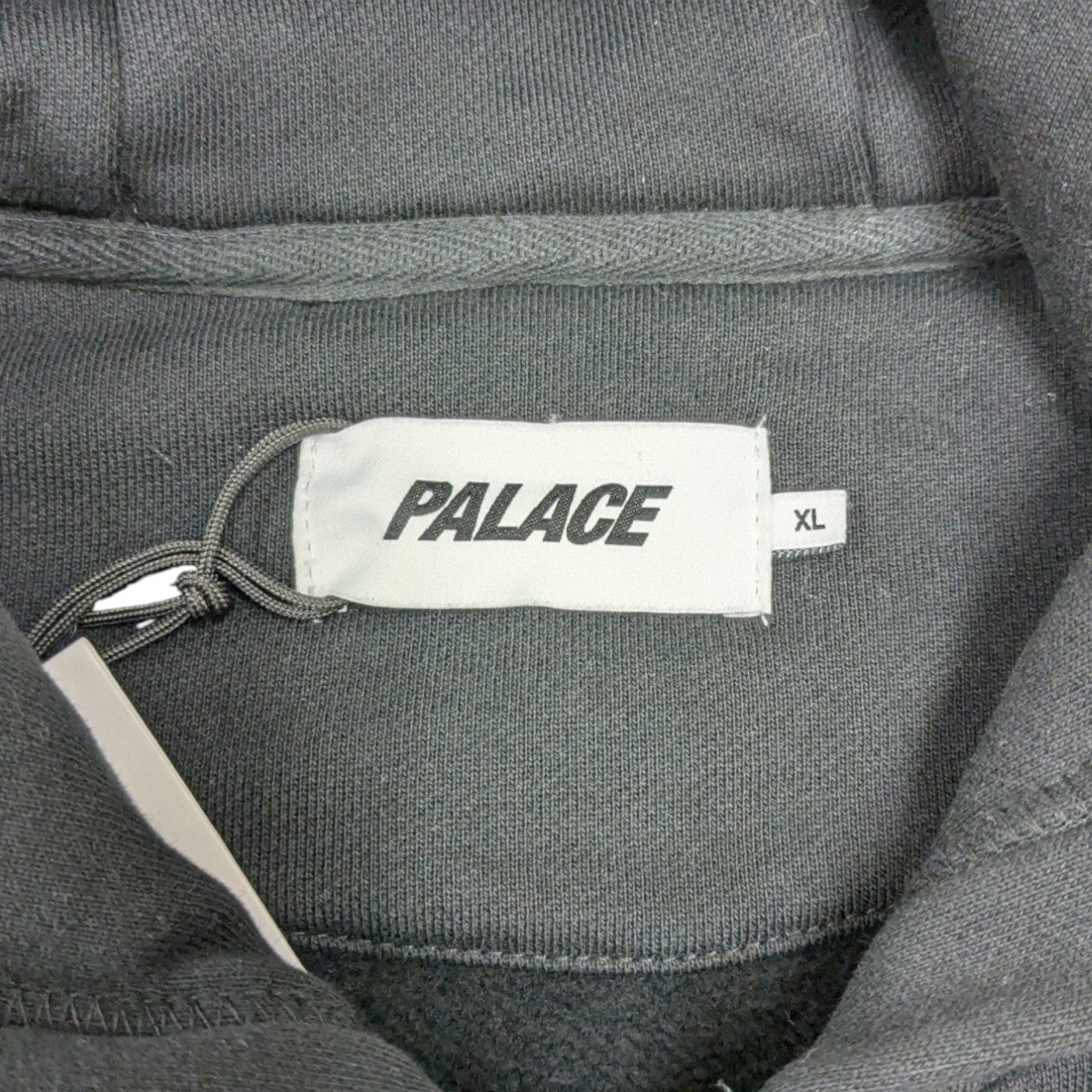 パレスのPATCH ME UP ZIP HOOD ジップパーカーです。 PALACE 古着・中古 トップス アイテム