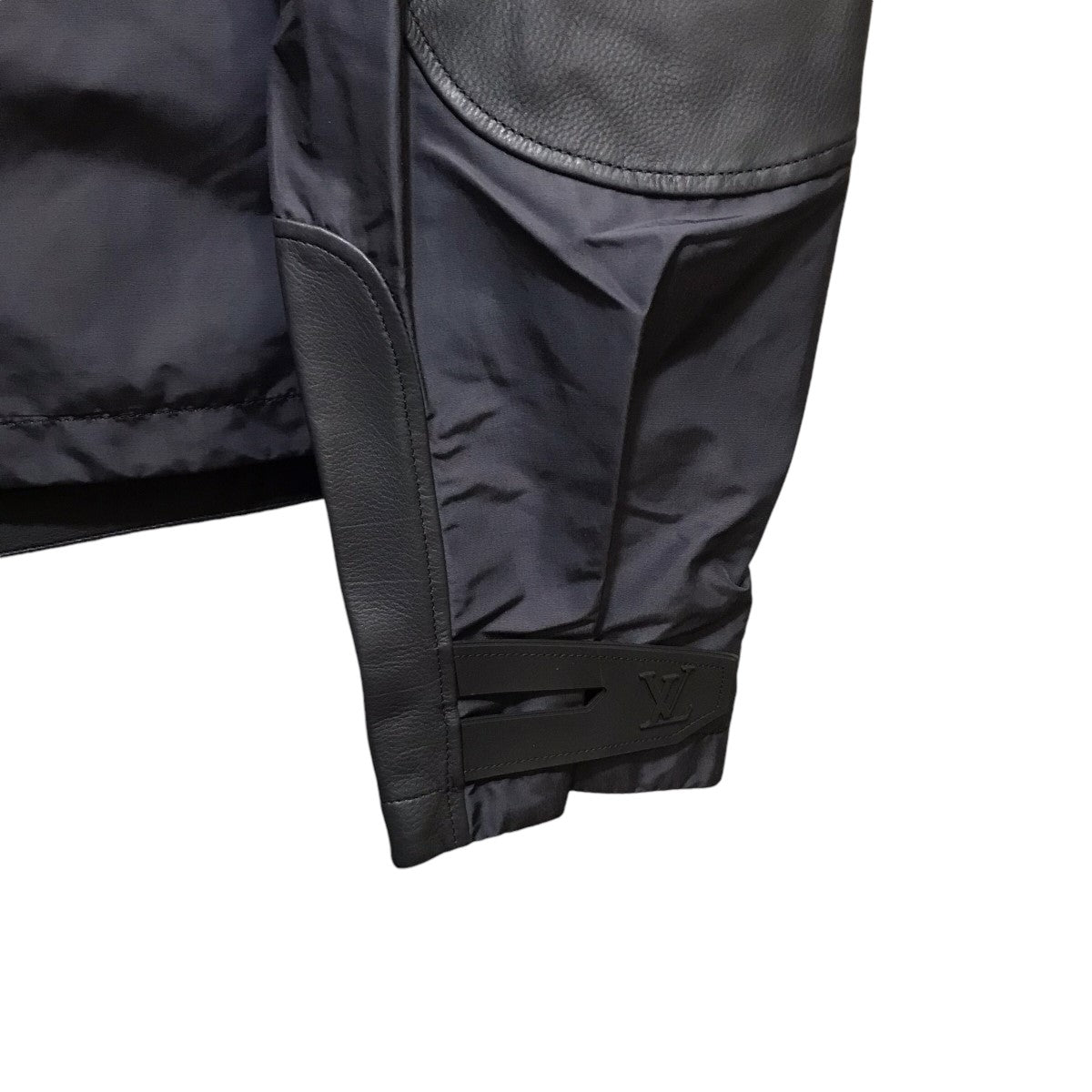 LOUIS VUITTON(ルイヴィトン) ミクスド レザー ブルゾン ジャケット