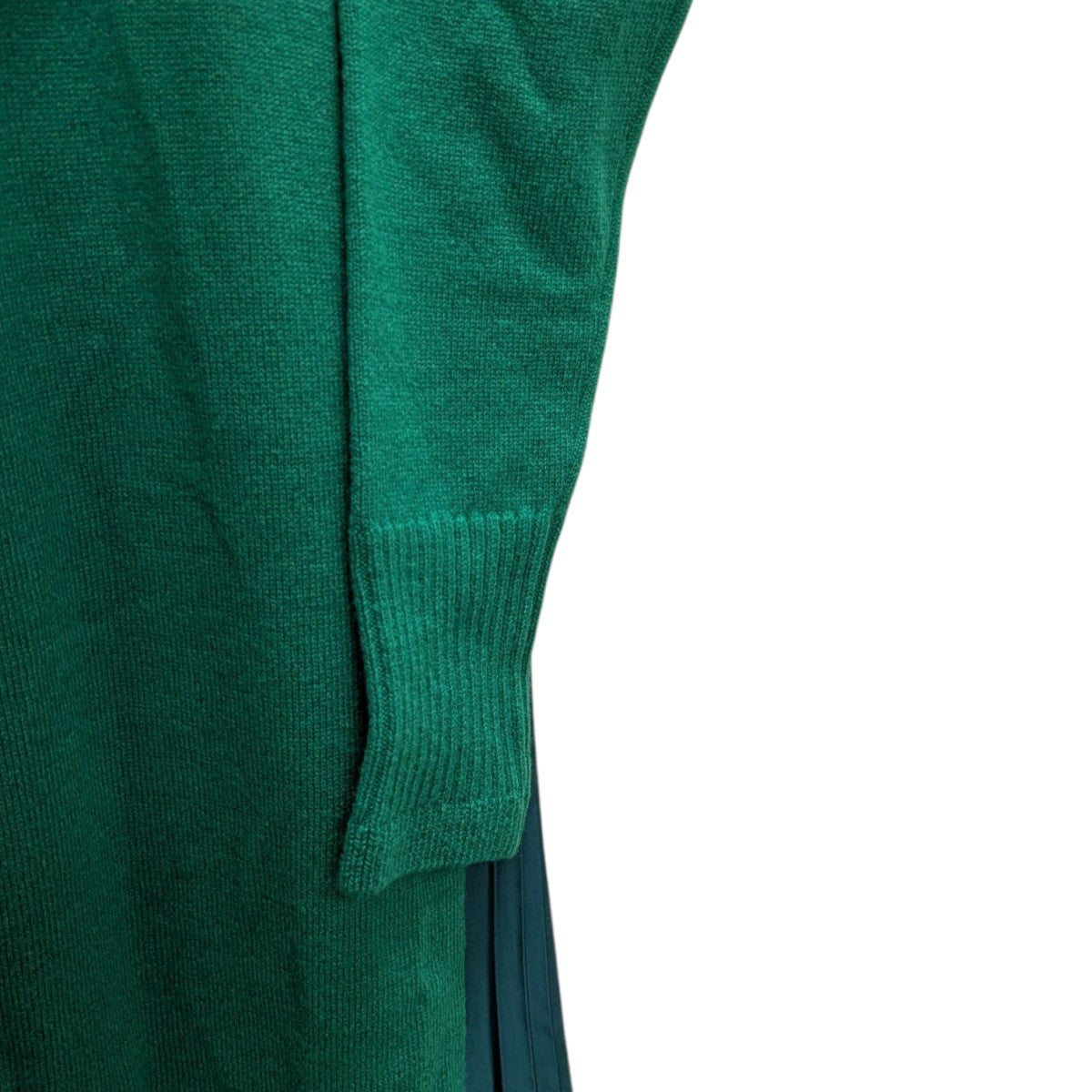 sacai(サカイ) ニットワンピース23-06820 23-06820 グリーン