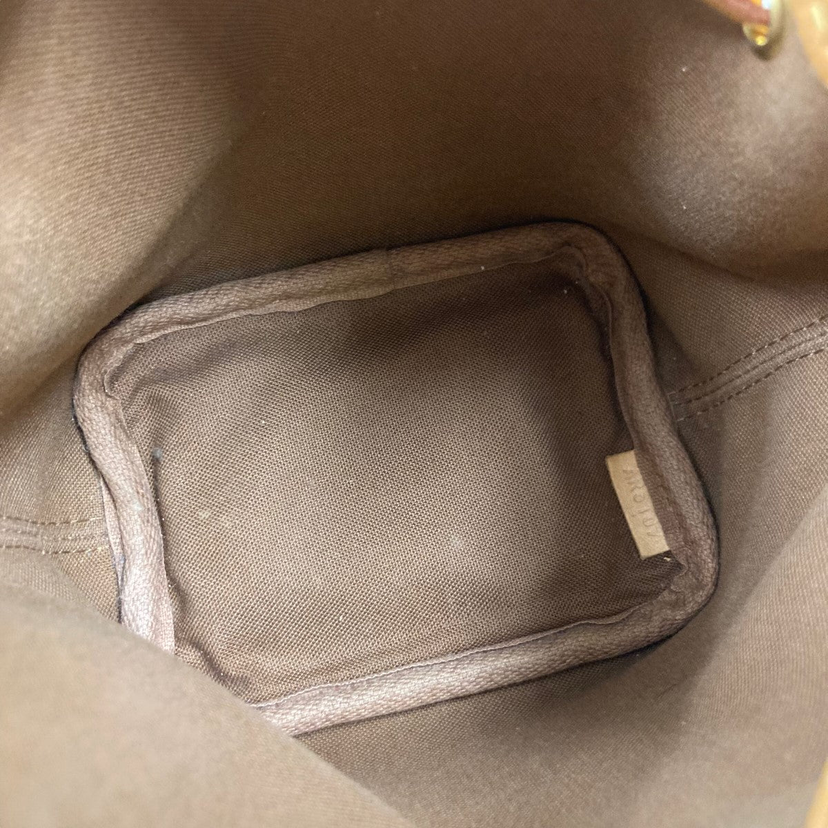 【洗練された可愛さ】◆LouisVuitton◆ナノ・ノエ バックパック ナノ・ノエ バイカラー モノグラム・アンプラント レザー｜ルイ