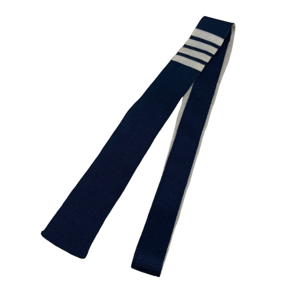 トムブラウンTHOM BROWNEヘクタートリコシルクナローネクタイ紺コルソコモ トムブラウンTHOM BROWNEヘクタートリコシルクナローネクタイ紺