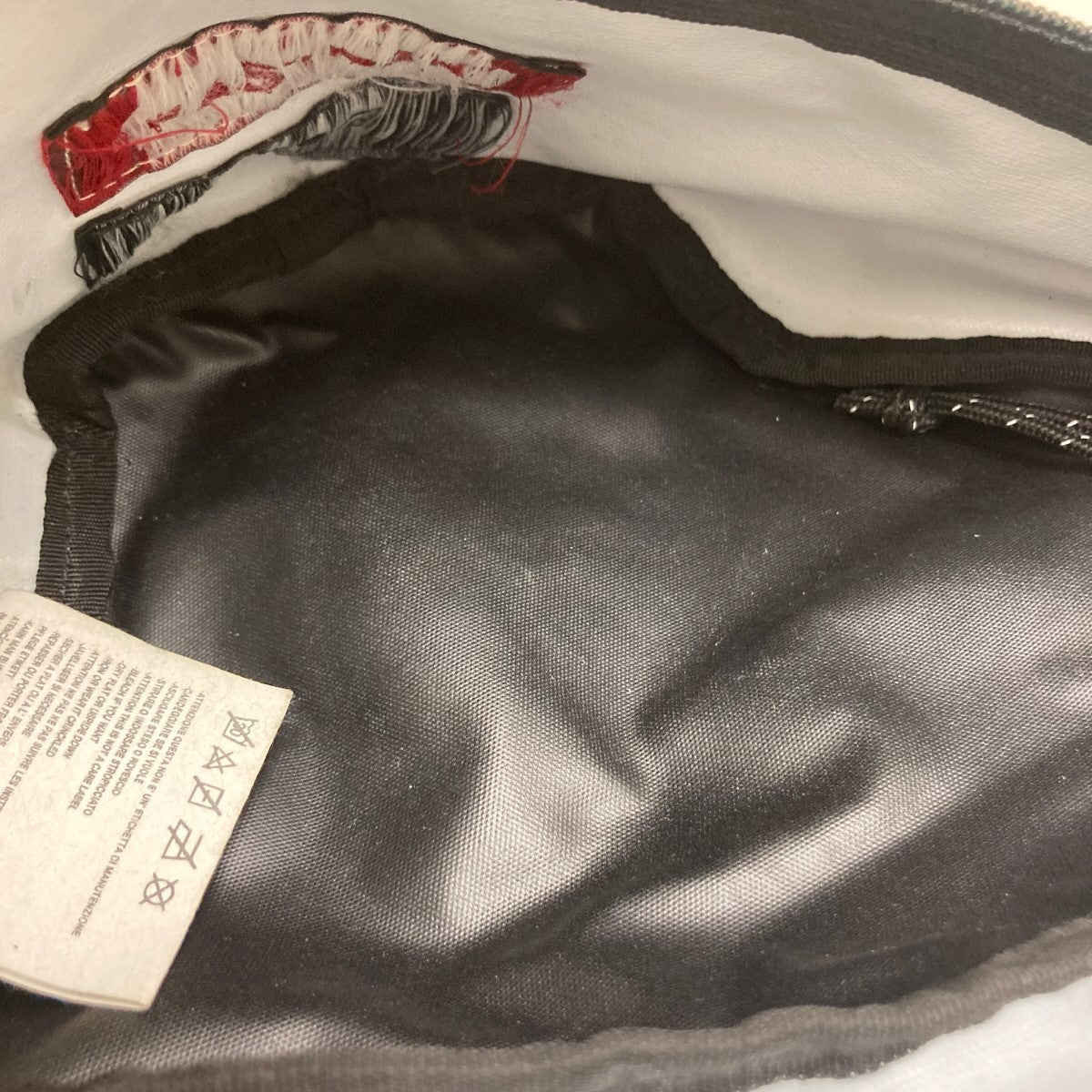 マルタンマルジェラ×イーストパックのウエストポーチです。 MM6 Maison Margiela×EASTPAK 古着・中古 バッグ アイテム