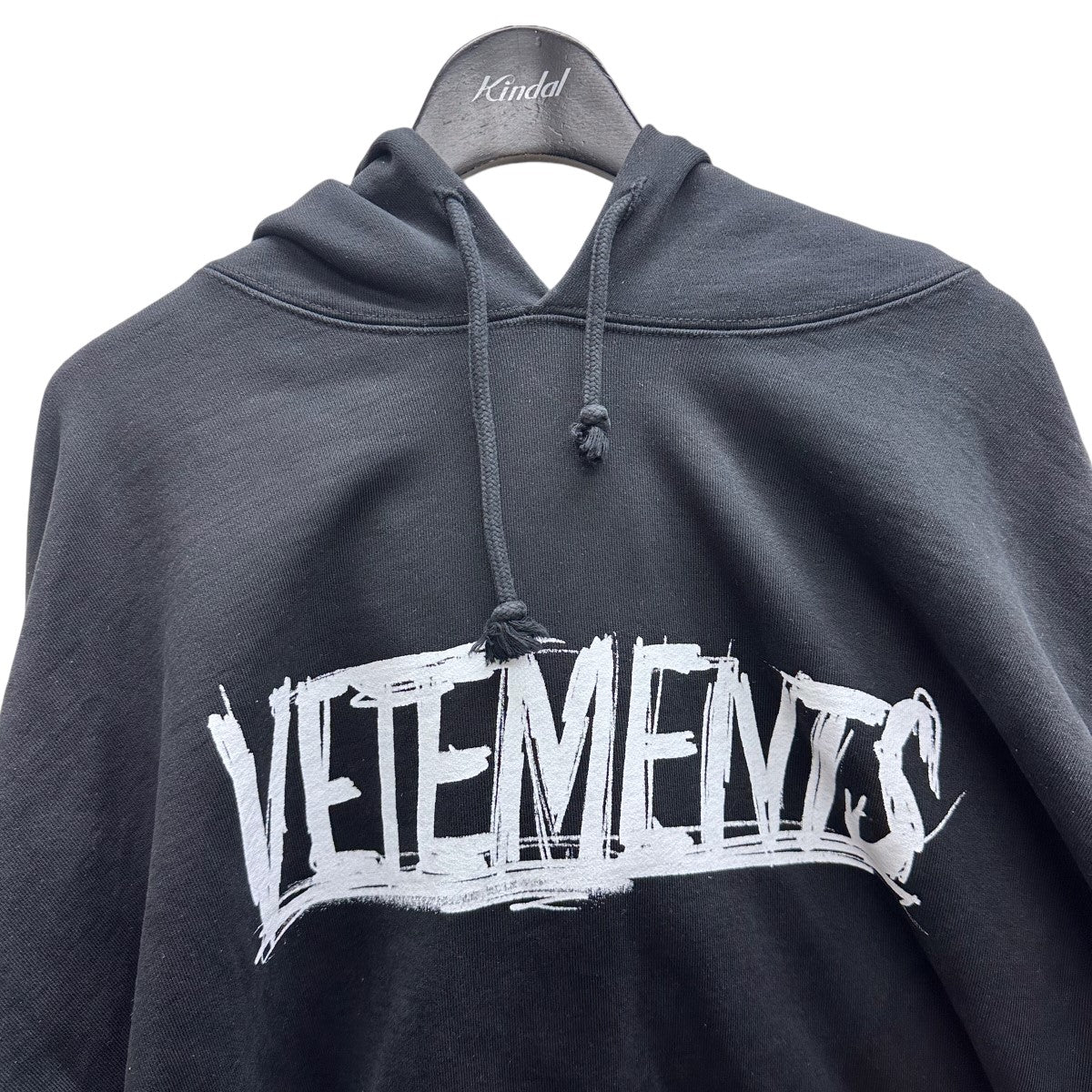 VETEMENTS(ヴェトモン) WORLD TOUR LOGO HOODIE ロゴ バック