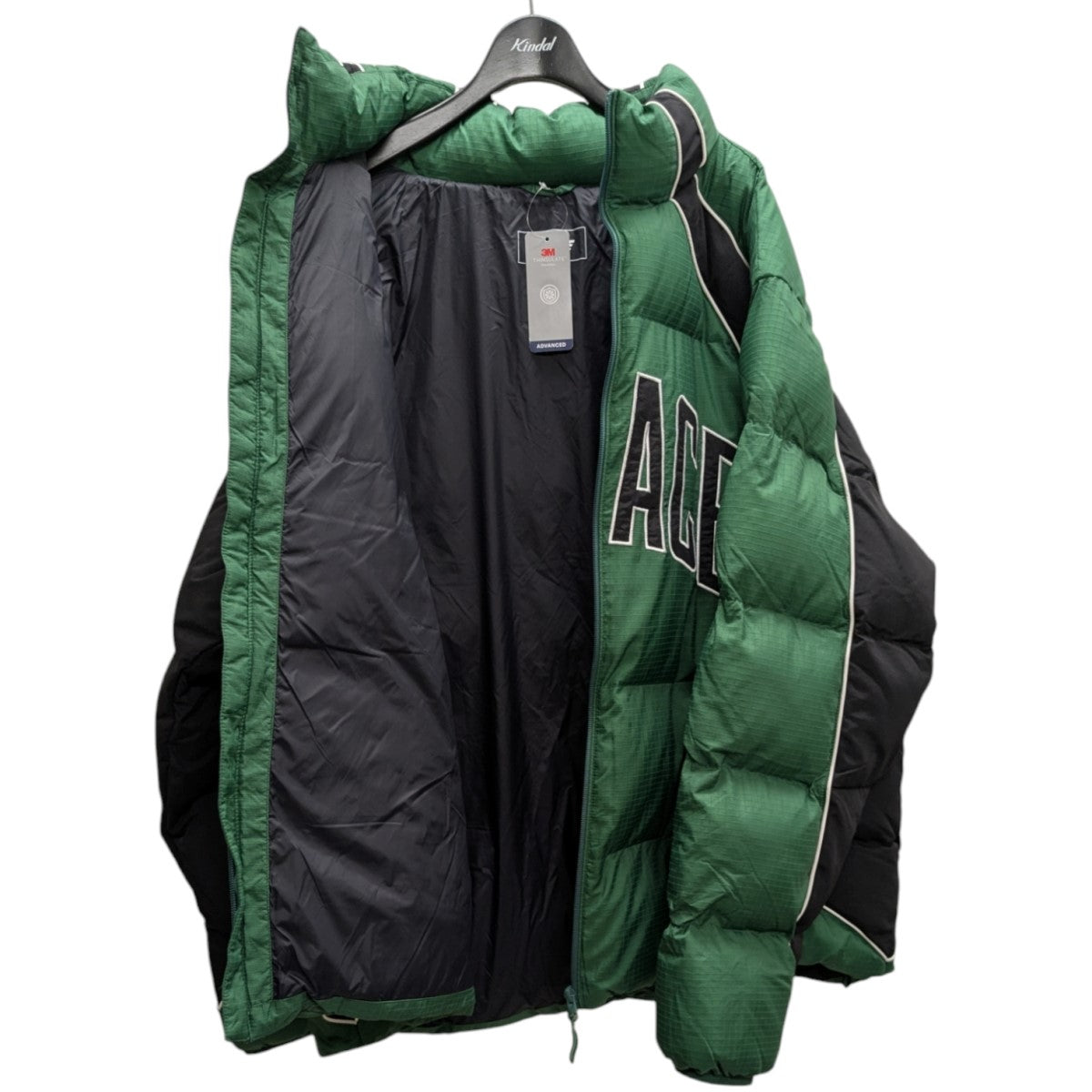 ダウンジャケット