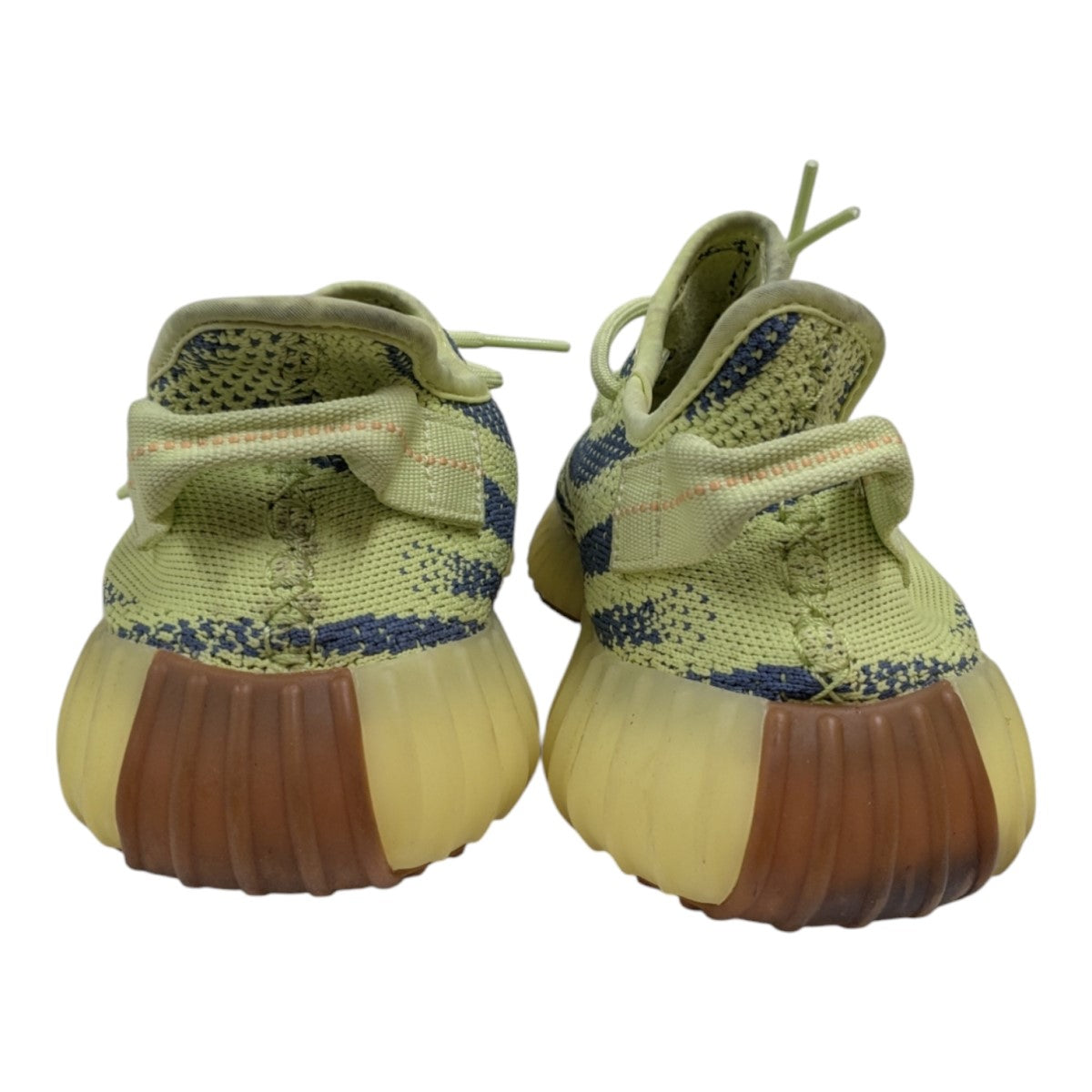 YEEZY BOOST 350 V2ローカットスニーカーB37572