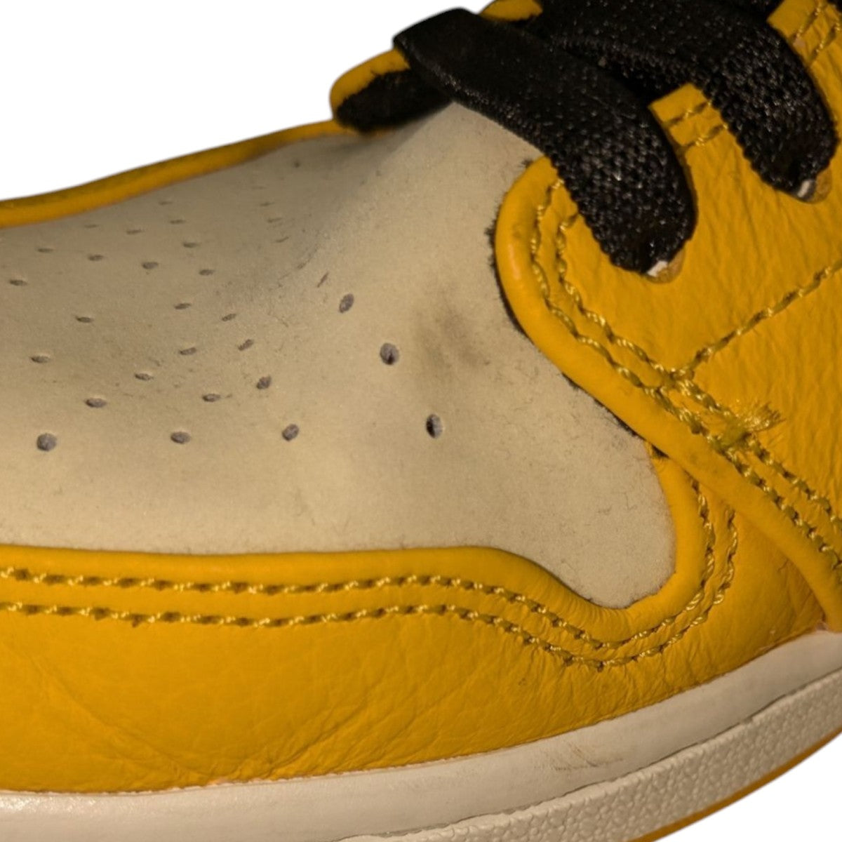 Air Jordan 1 Mid SE LAKERSハイカットスニーカー