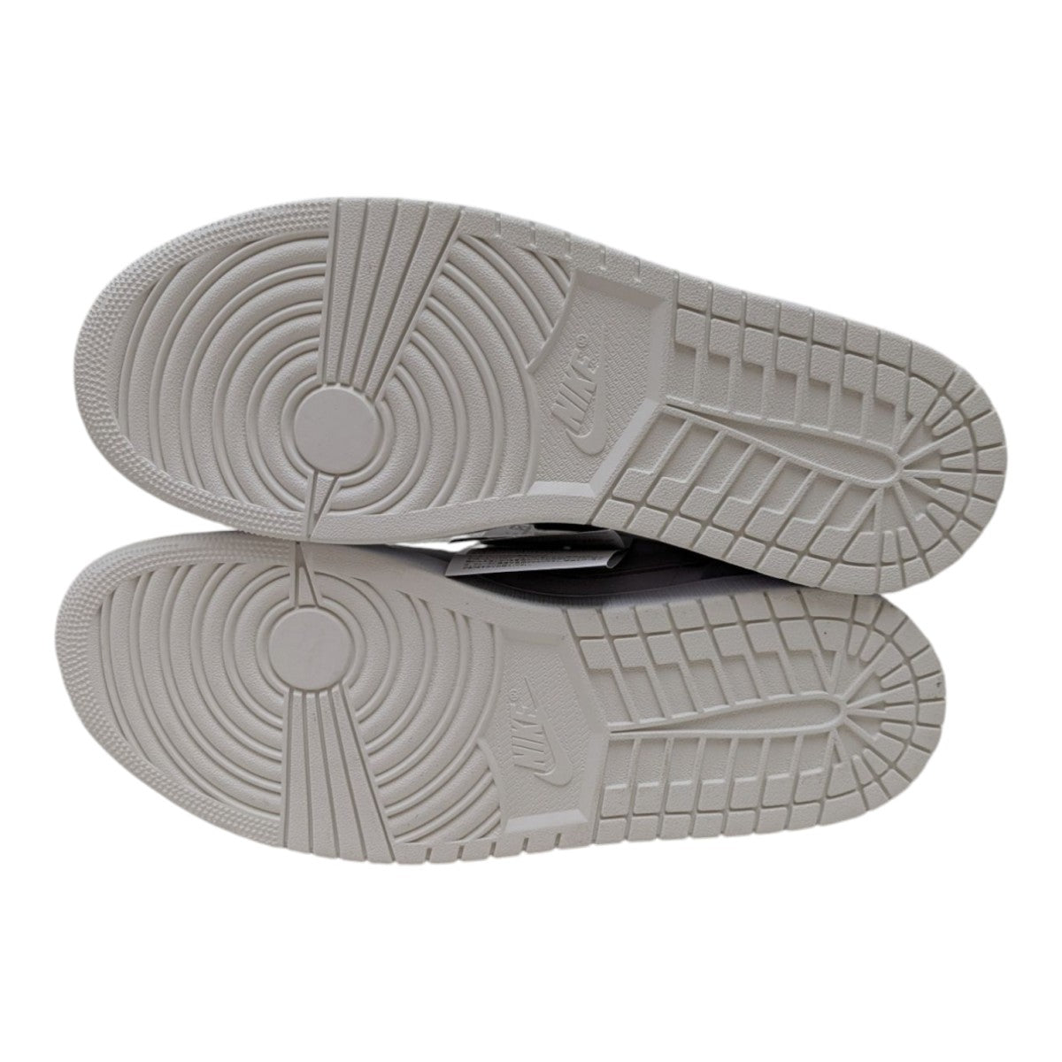 Air Jordan 1 Low ParisスニーカーCV3043-100