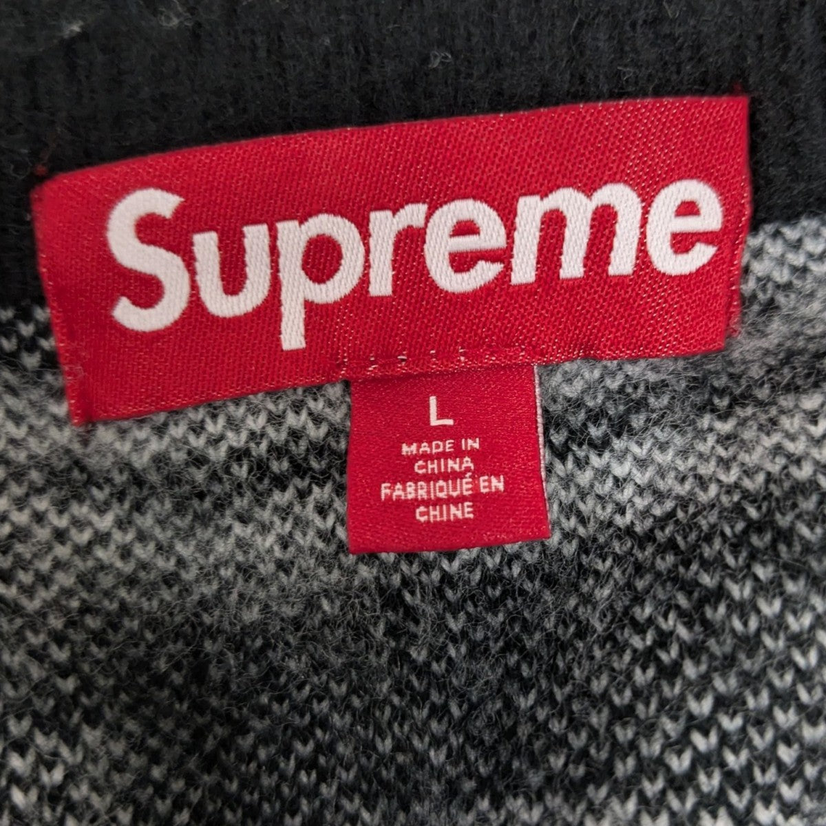 美品　Supreme シュプリーム　 花柄 長袖ニット　大きいサイズ　XL 美品 Supreme シュプリーム 花柄 長袖ニット 大きいサイズ XL