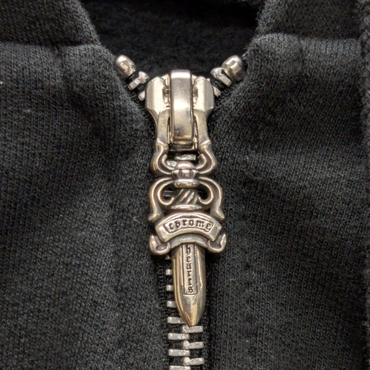 [確実正規品] クロムハーツ ホースシュー フローラル ジップパーカー CHROME HEARTS(クロムハーツ) ホースシュープリント 袖