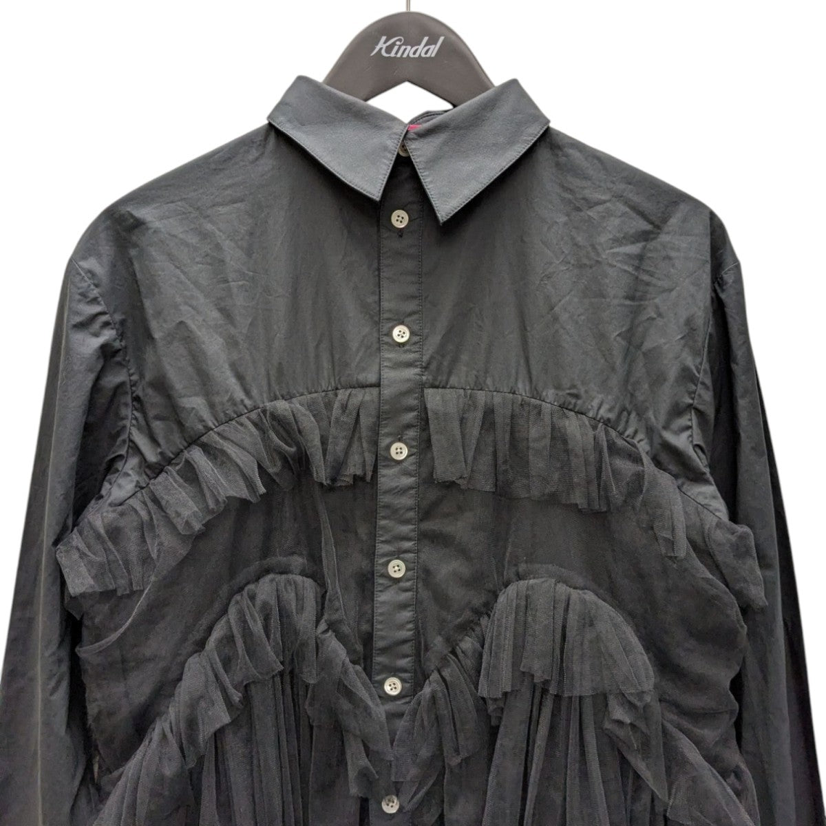 VIVIANO(ヴィヴィアーノ) SAMPLEhirt with Swell Ruffle Tulle