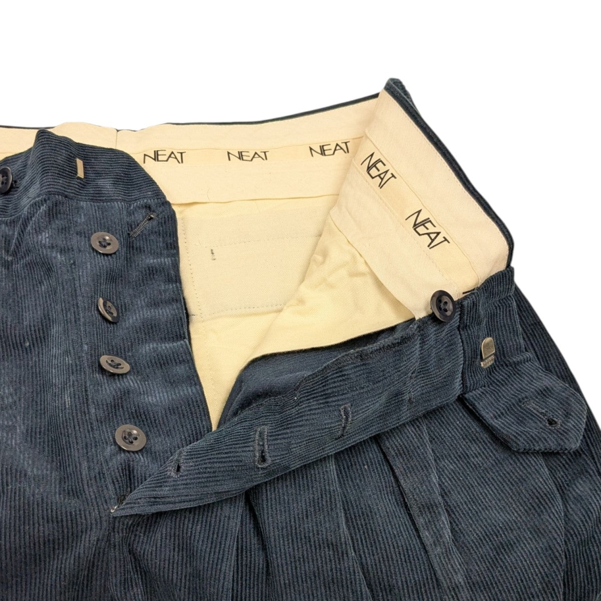 NEAT(ニート) コーデュロイ ワイドテーパード スラックス ネイビー